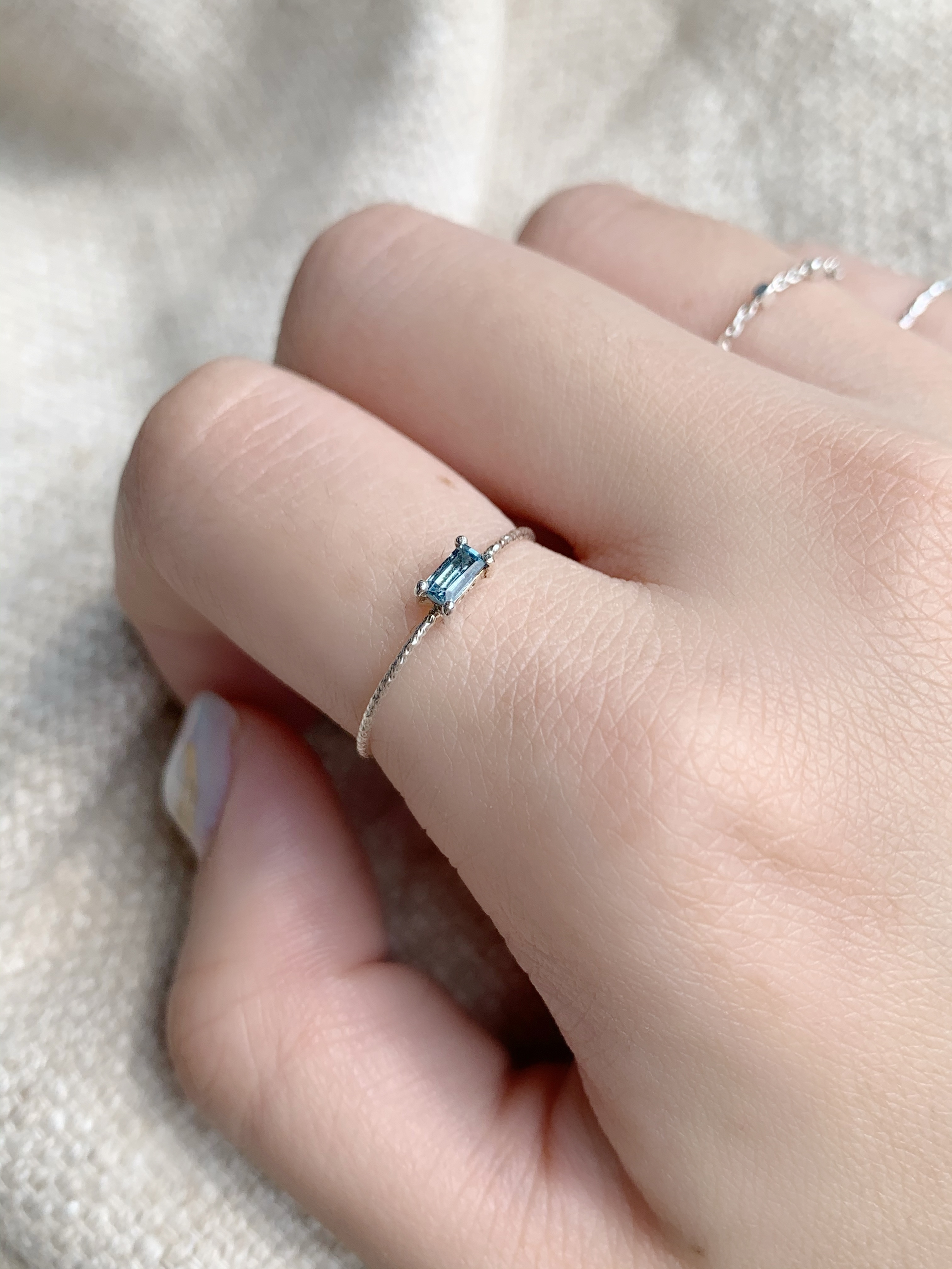 細方四爪倫敦托帕石細戒