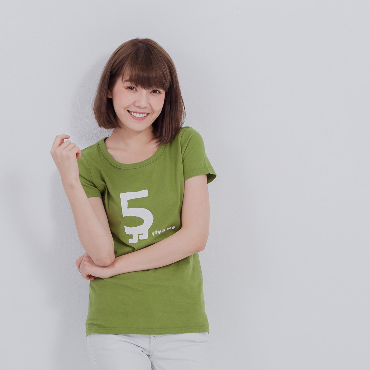 give me 5 蜜桃棉 短袖 女T 芥末綠