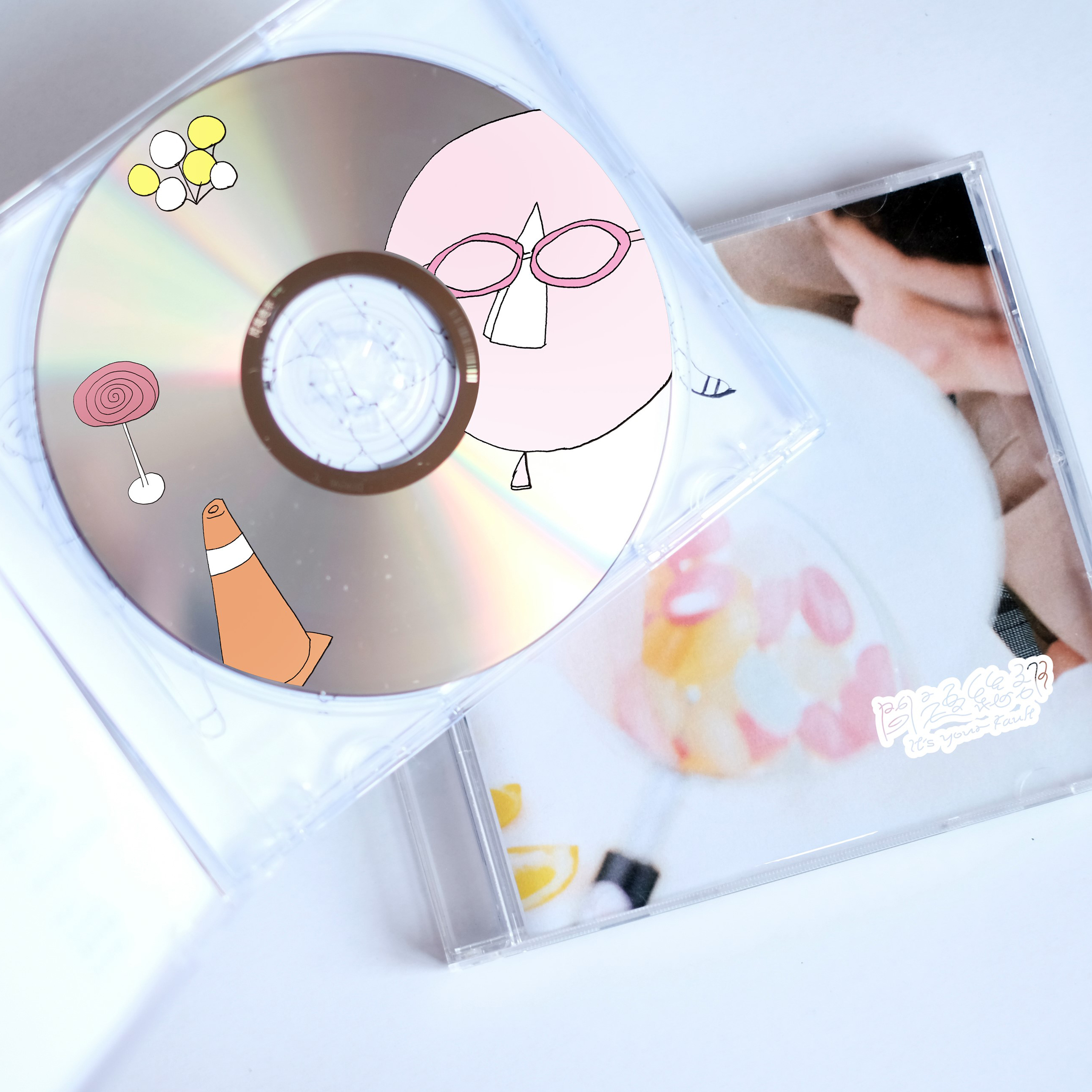 問題總部 User Guide: I (2020) CD專輯 & Status: NOT IN LOVE (2019) 錄音卡帶