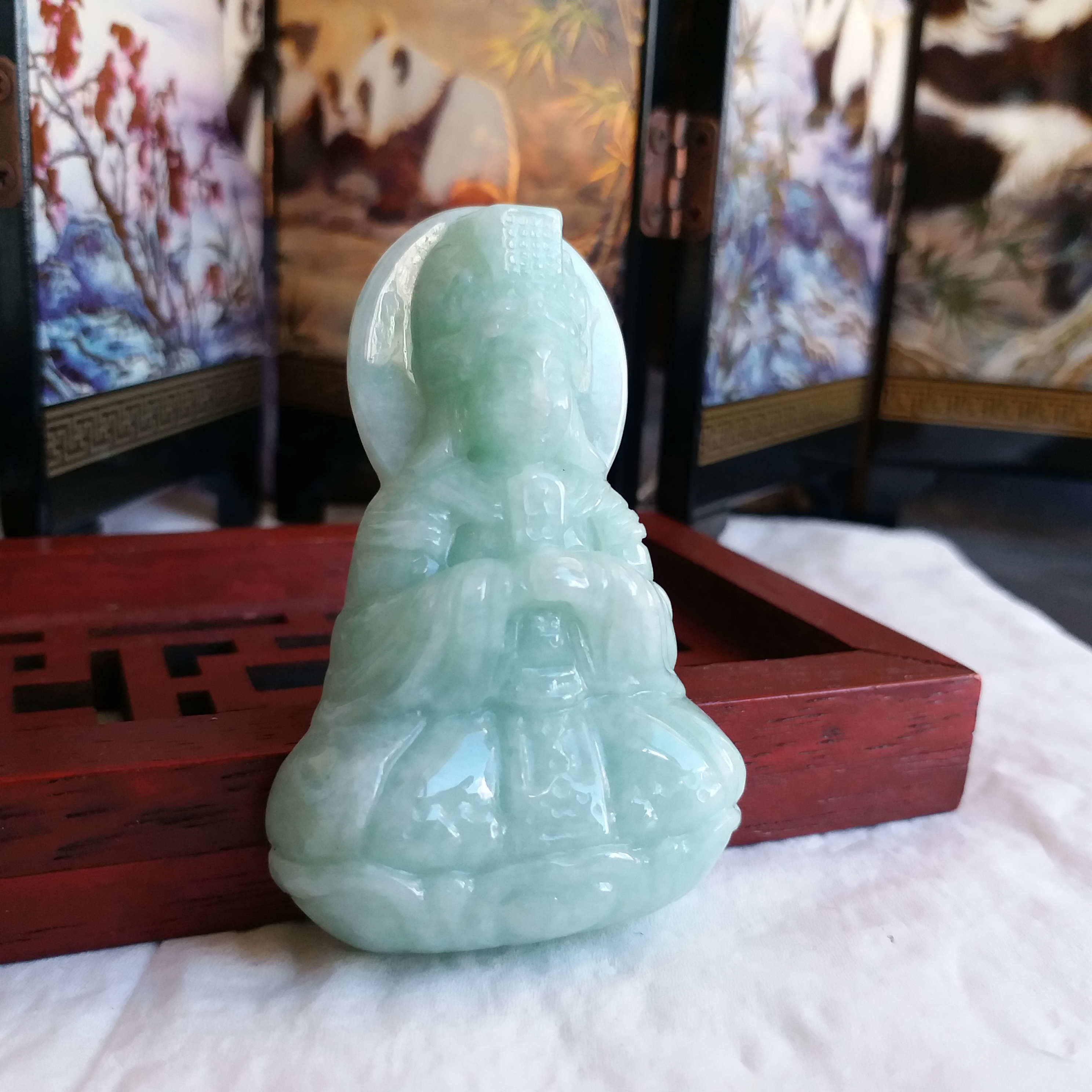 J1810 冰糯果綠厚庄媽姐吊墜