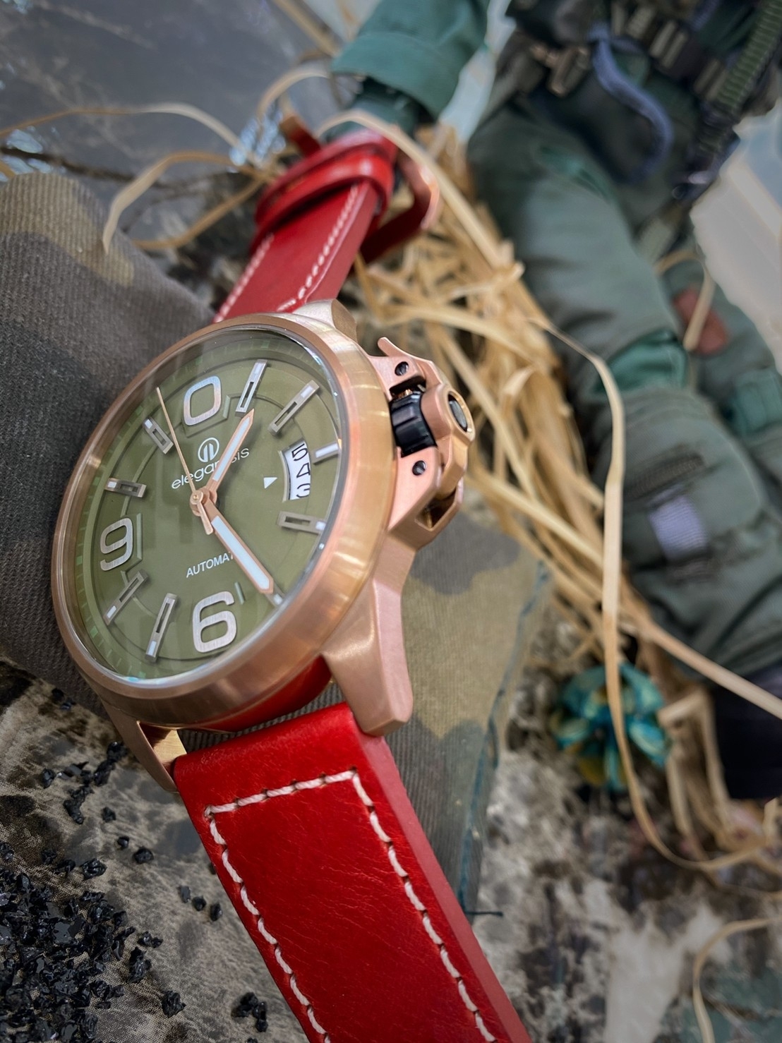 【elegantsis】復古潮流機械腕錶  ELJT55A-NG01LC   44 mm 現代鐘錶