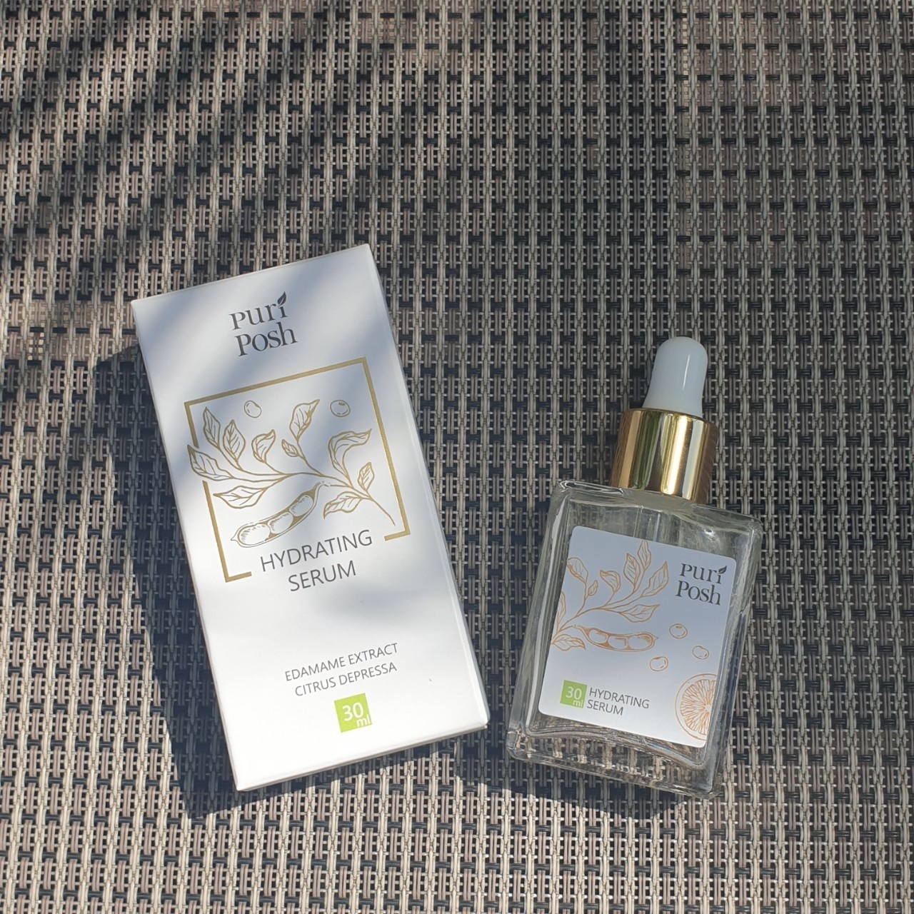 PuriPosh煥妍緊緻精華液好吸收，不黏膩!