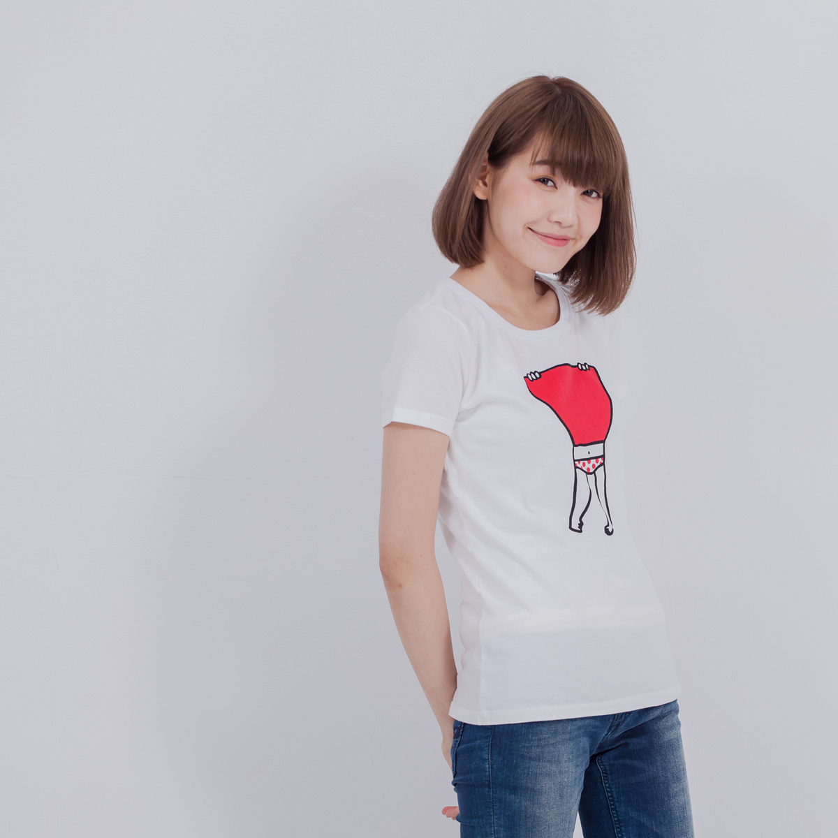 裙襬搖搖 短袖 蜜桃棉 女T 純白