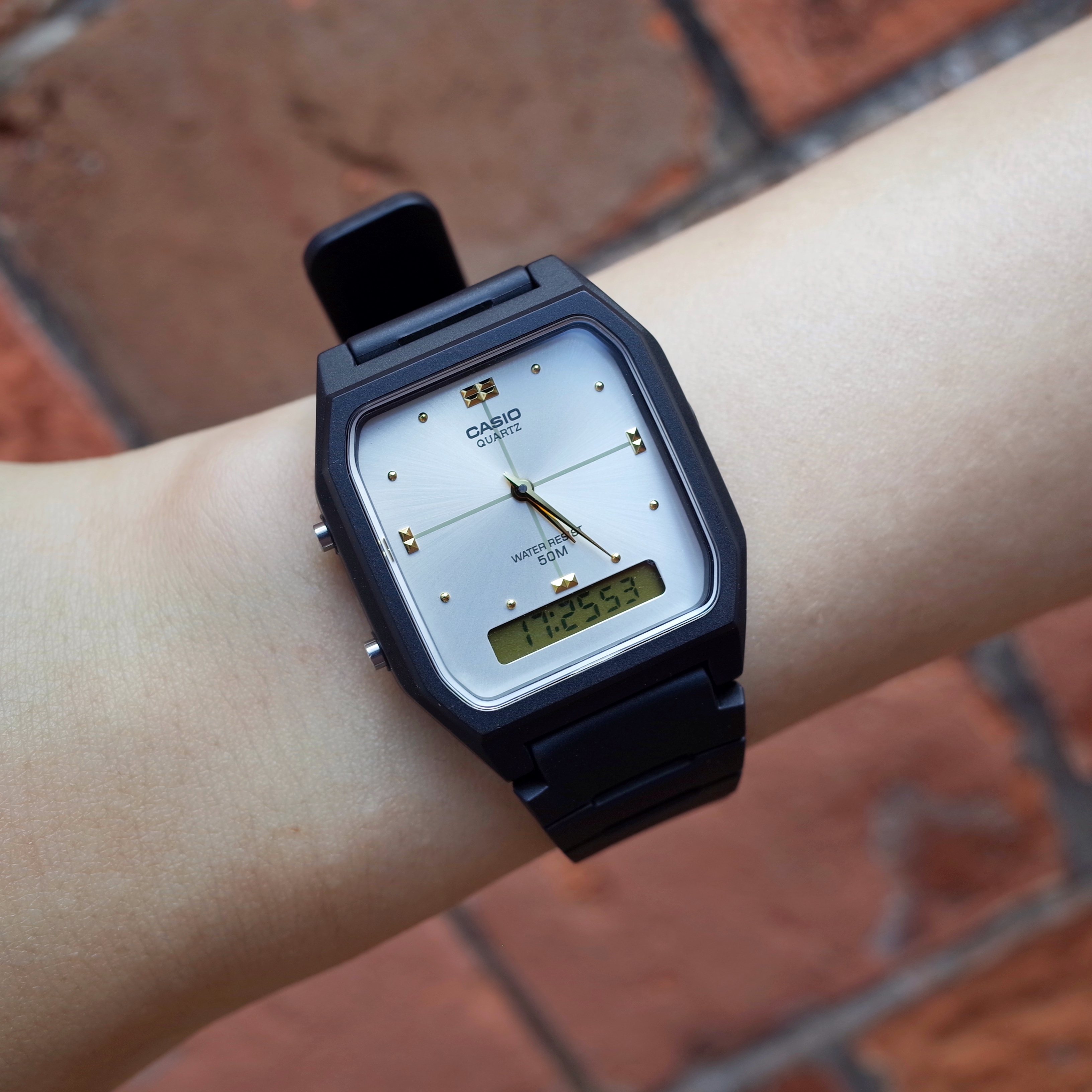 CASIO AW-48HE-7A 銀面 雙顯 方形 復古膠錶