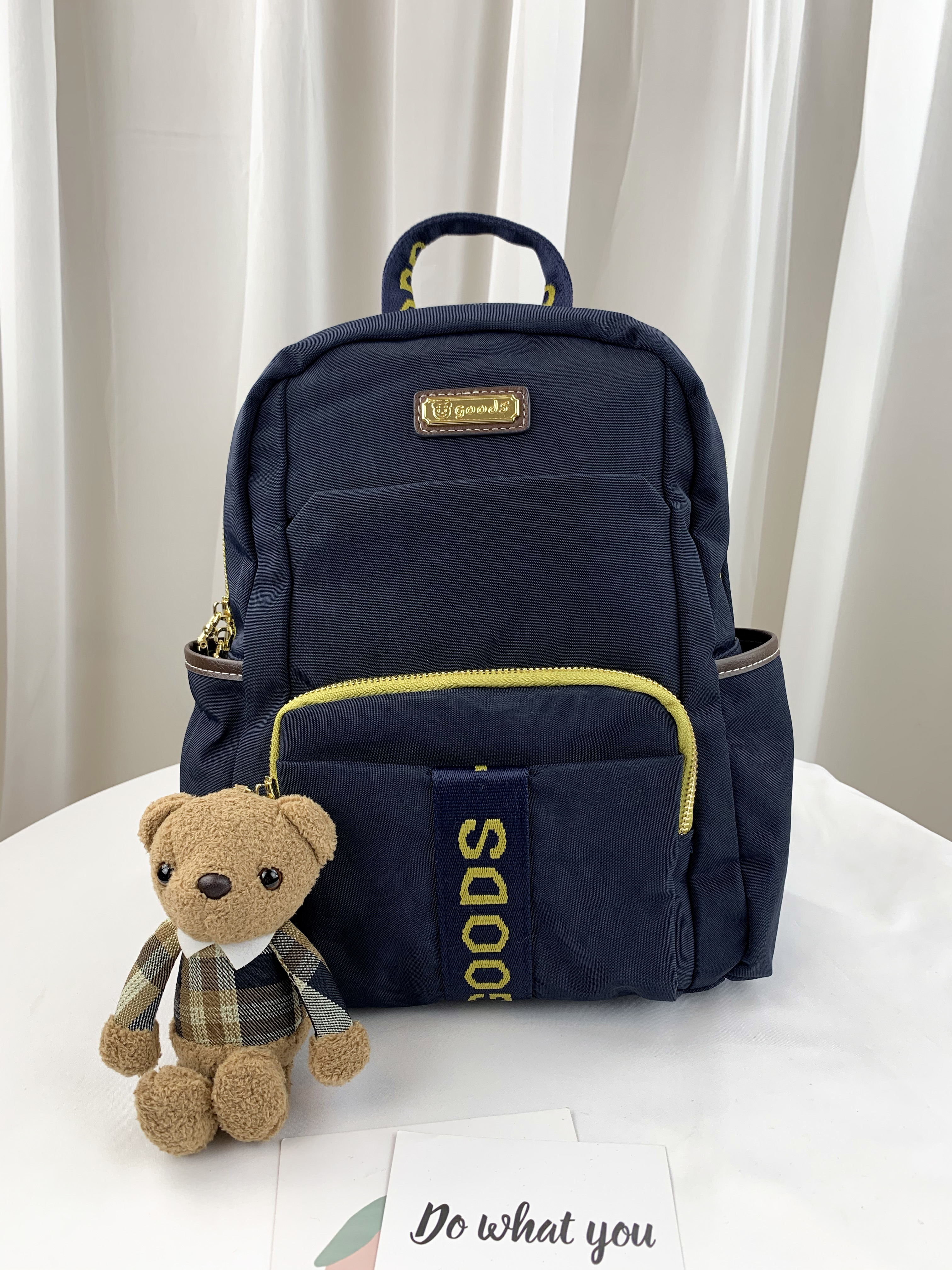 GOODS 織帶藍 拼接黃藍運動風後背包 附小熊吊飾 #2644