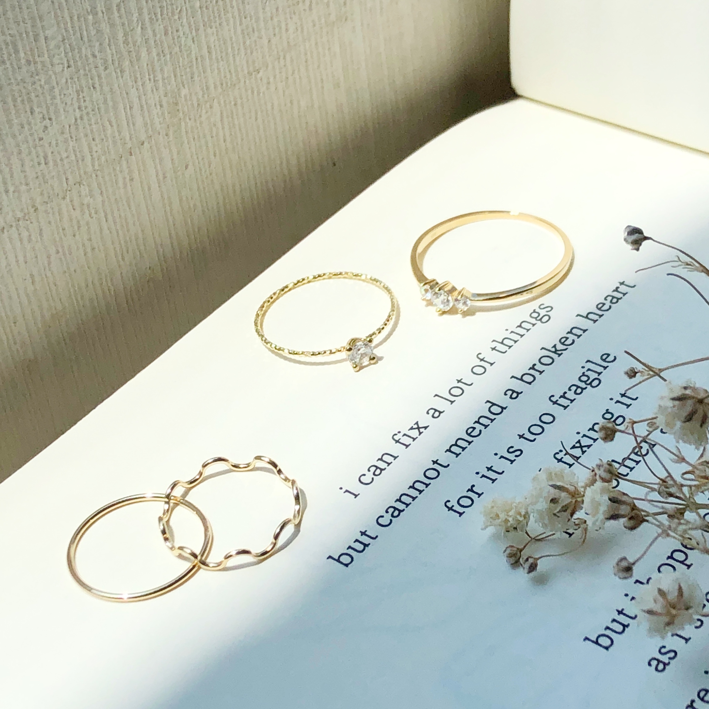 K10 / 璀璨寶石戒指