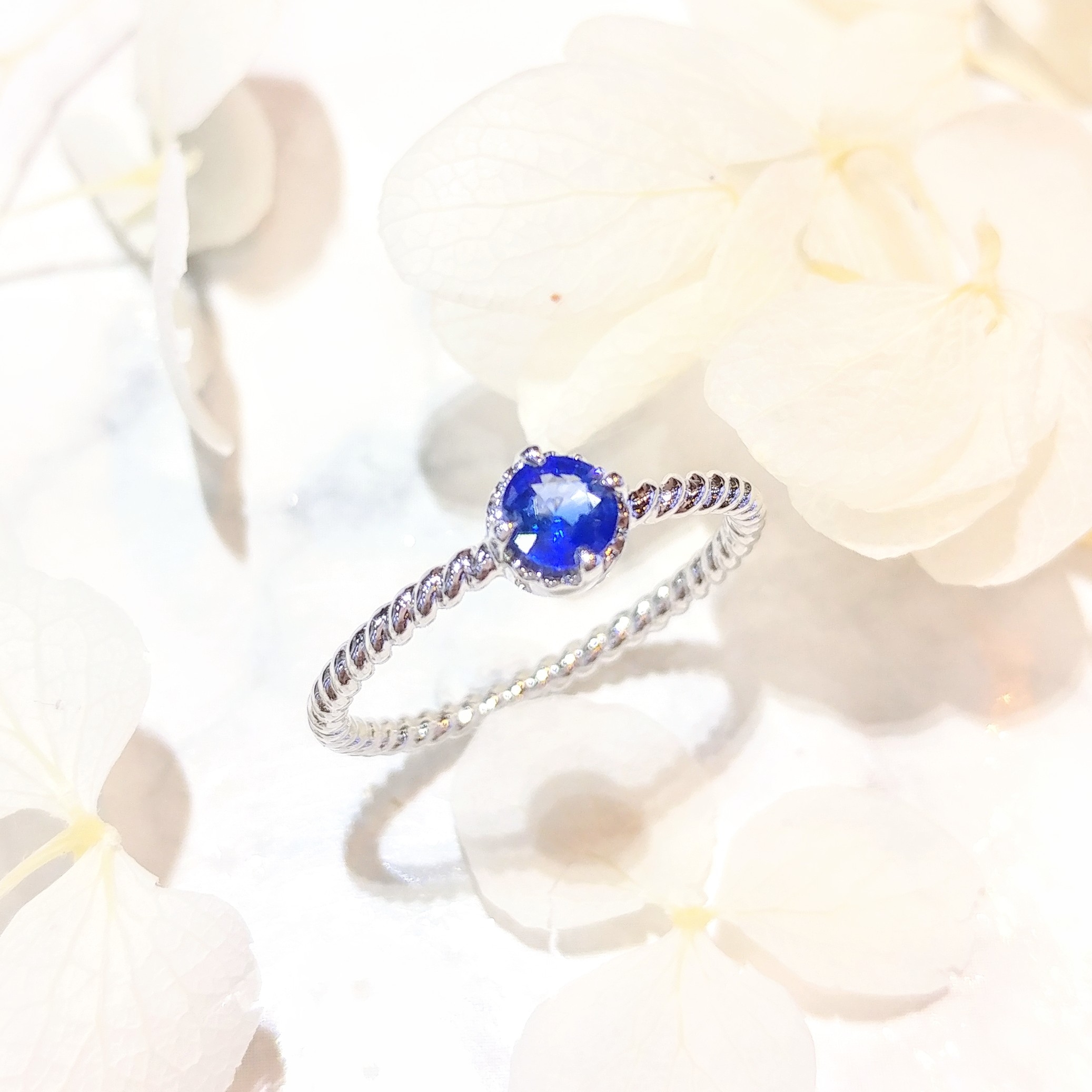 18K White Gold 0.32ct Diamond Ring