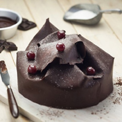 Modern Style Black Forest Cake (2lbs)