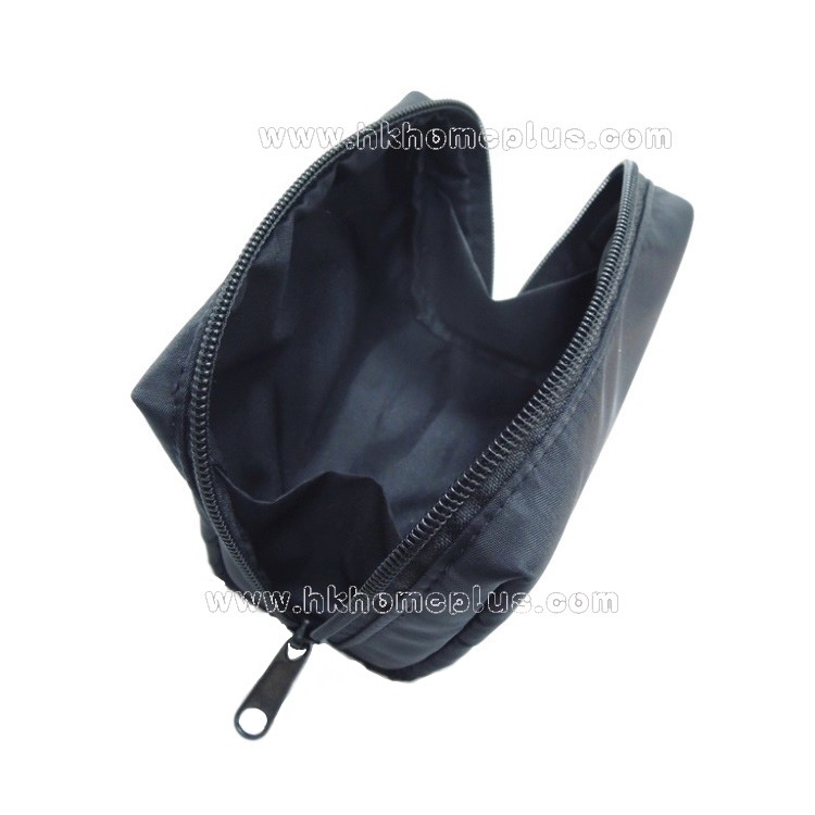 Ellie: 方形拉鍊化妝袋