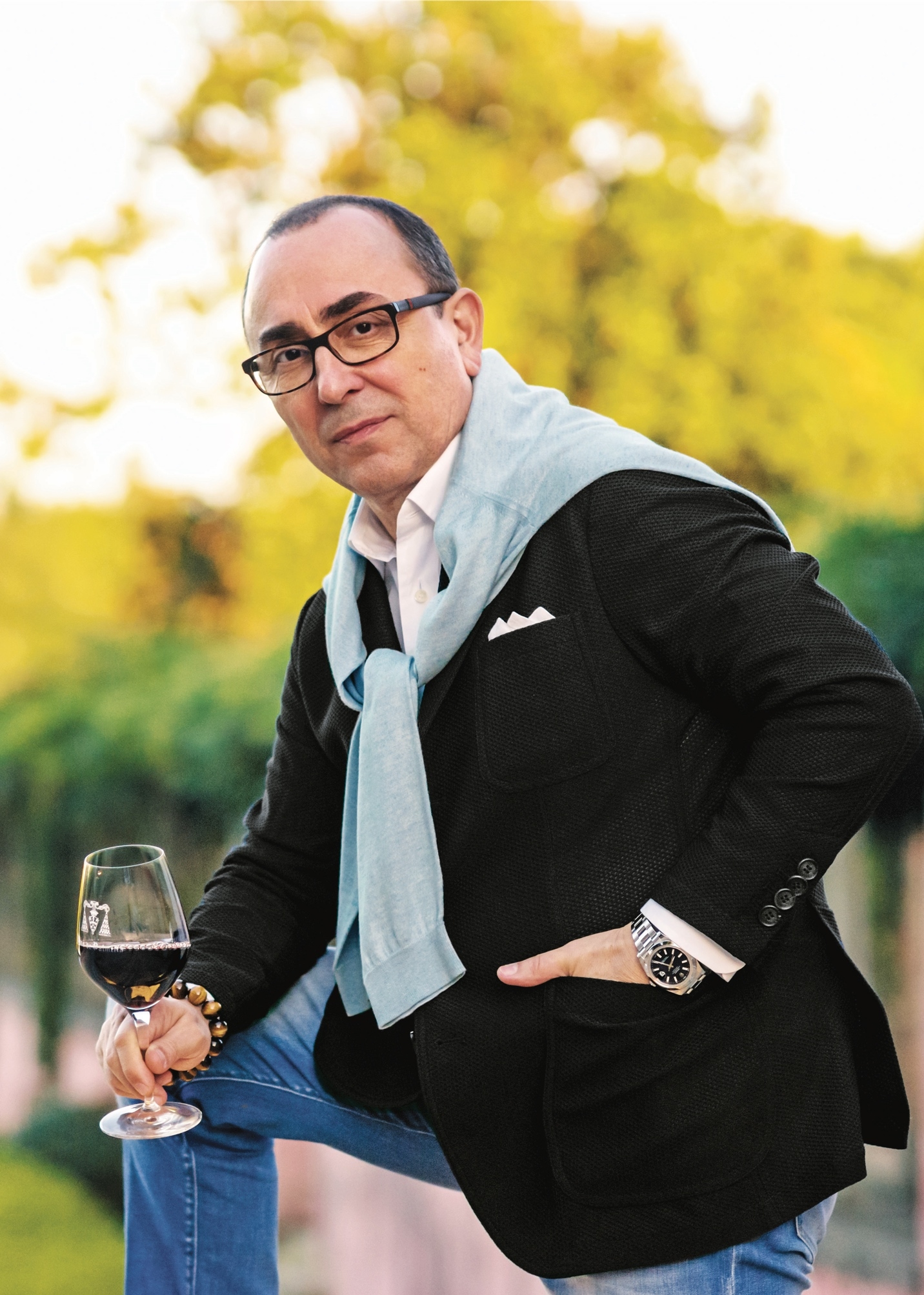 Idealdrinks, Mr Carols Dias