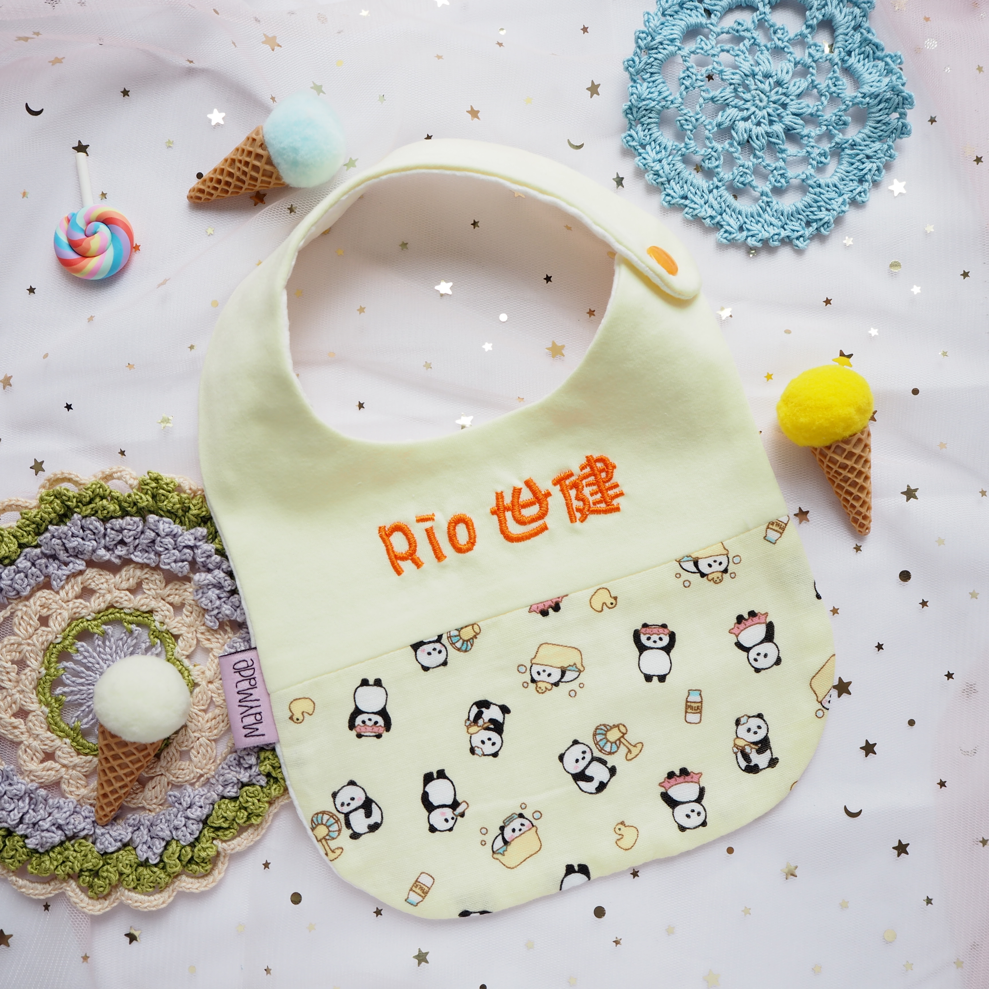 洗澡熊貓口水肩