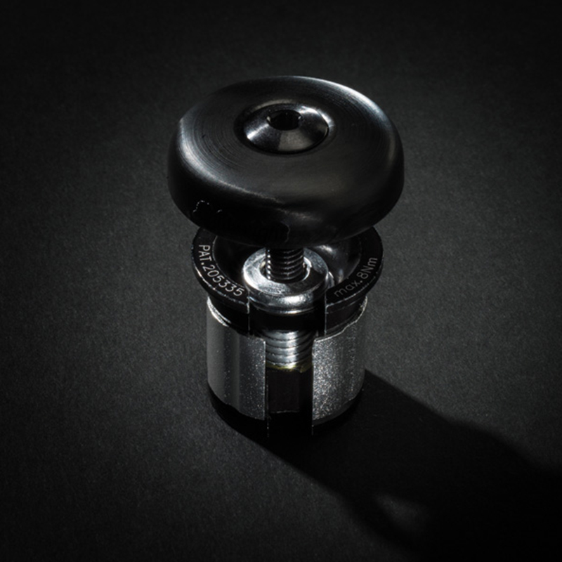 Lightweight Parts AHEAD set Carbon