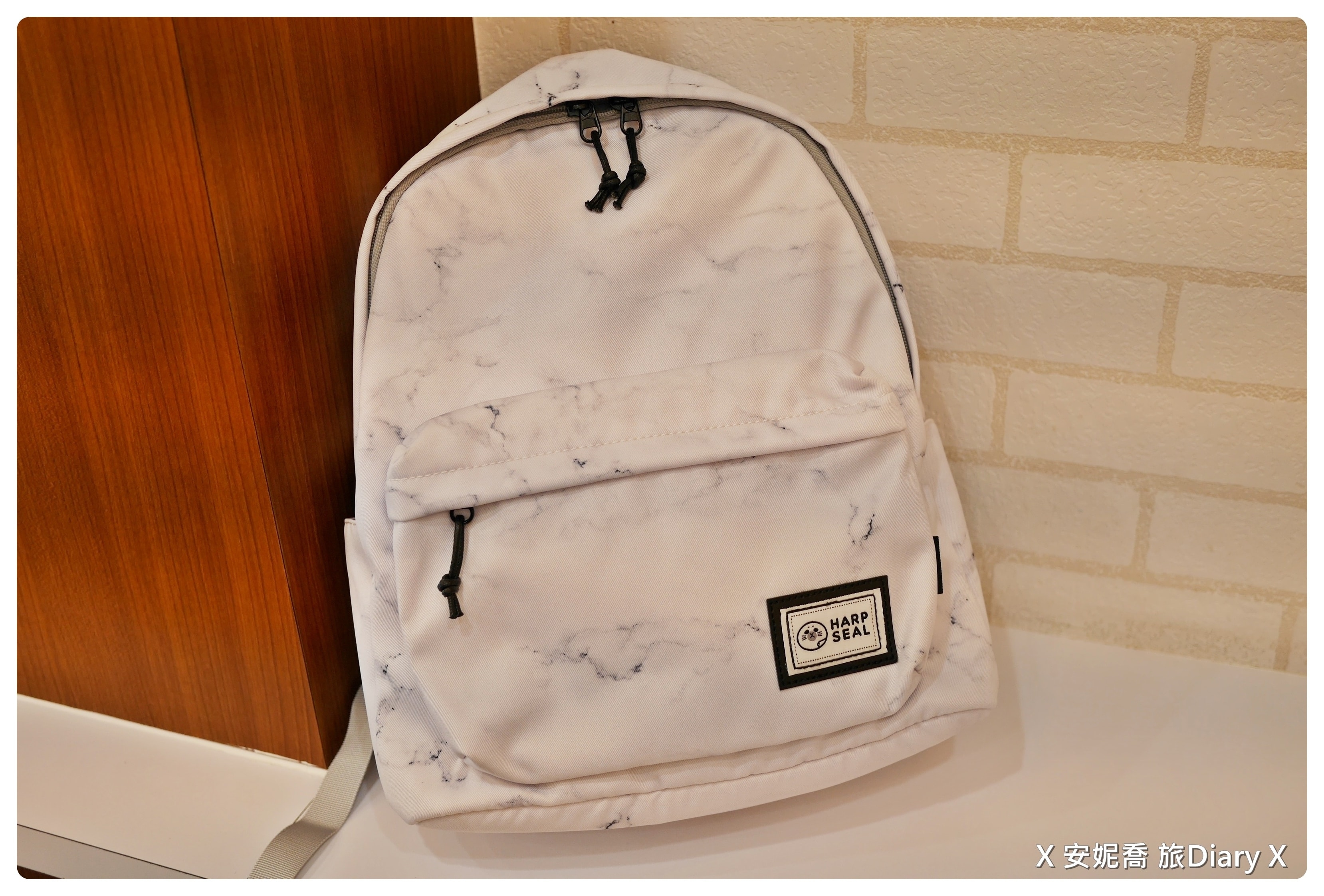 HC STORE | 白色大理石後背包