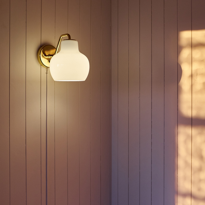 VL Ring Crown Wall Lamp - VL 金色環冠 白色玻璃 壁燈