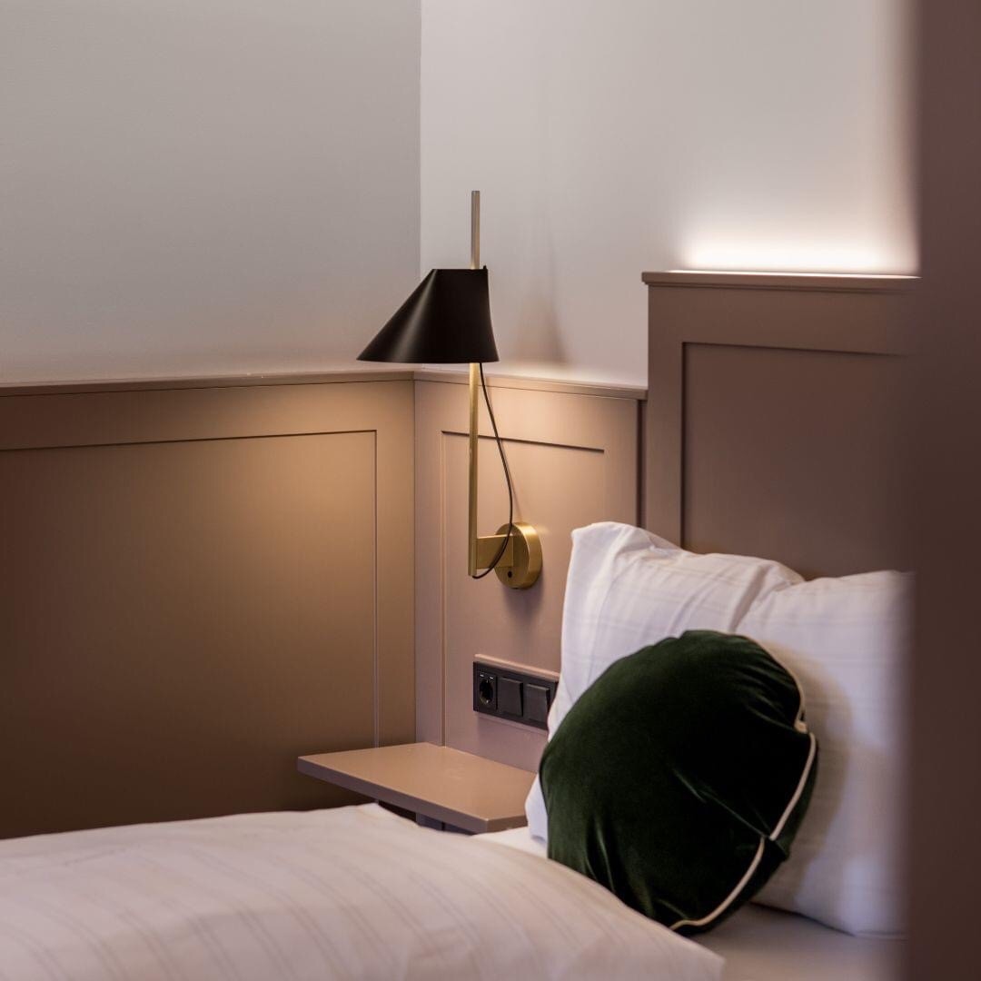 Yuh Wall - Yuh 壁燈 / 黃銅款