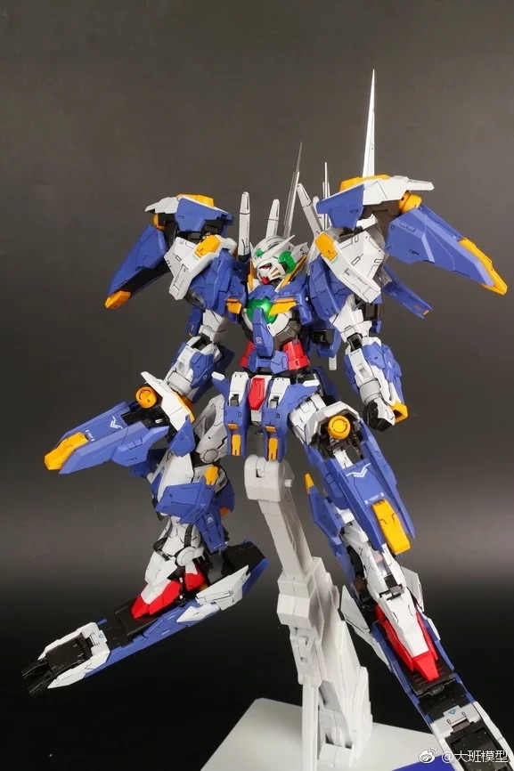 Daban Gundam model 1:100 MB style 8808 GN-001/HS-A01 AV