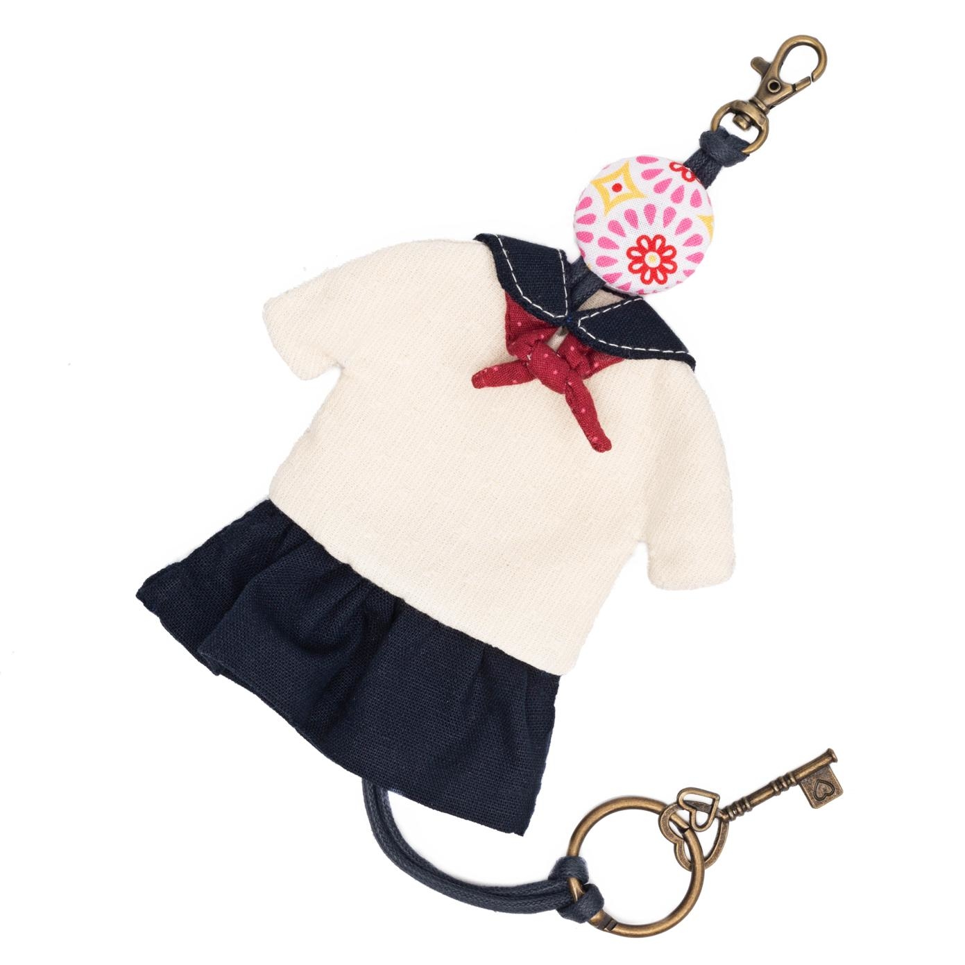 販售原尺寸【紙型】( 衣服造型鑰匙圈【女款+男款】)