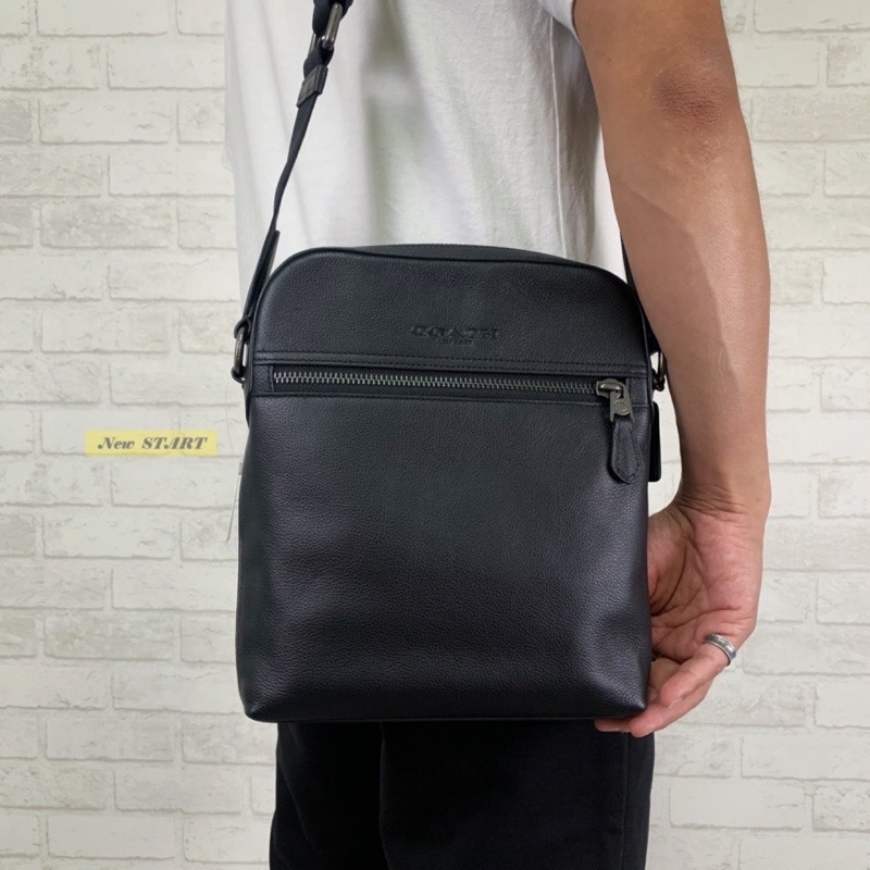 Coach 雙拉鍊 男款方包