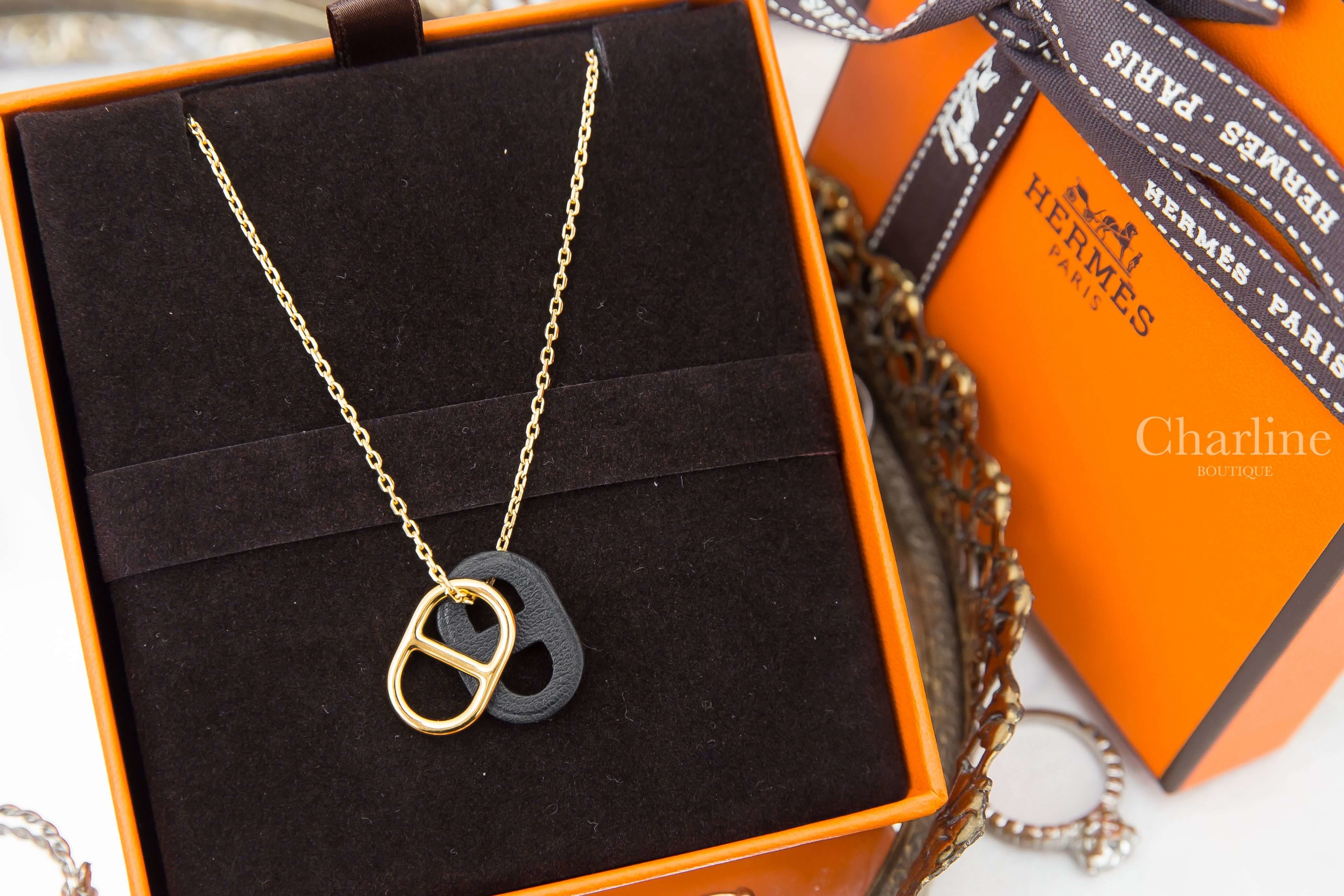 Hermès O'Maillon Pendant 黑色小牛皮金色θ項鍊