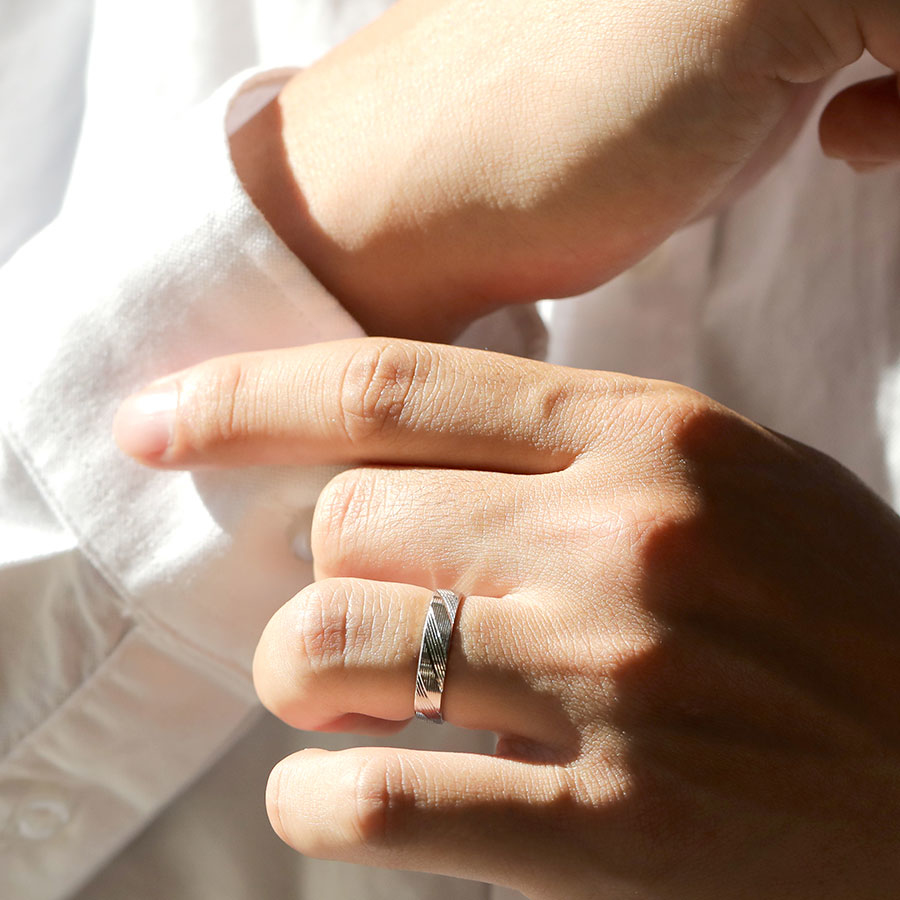 奔騰 — 鉑金男戒