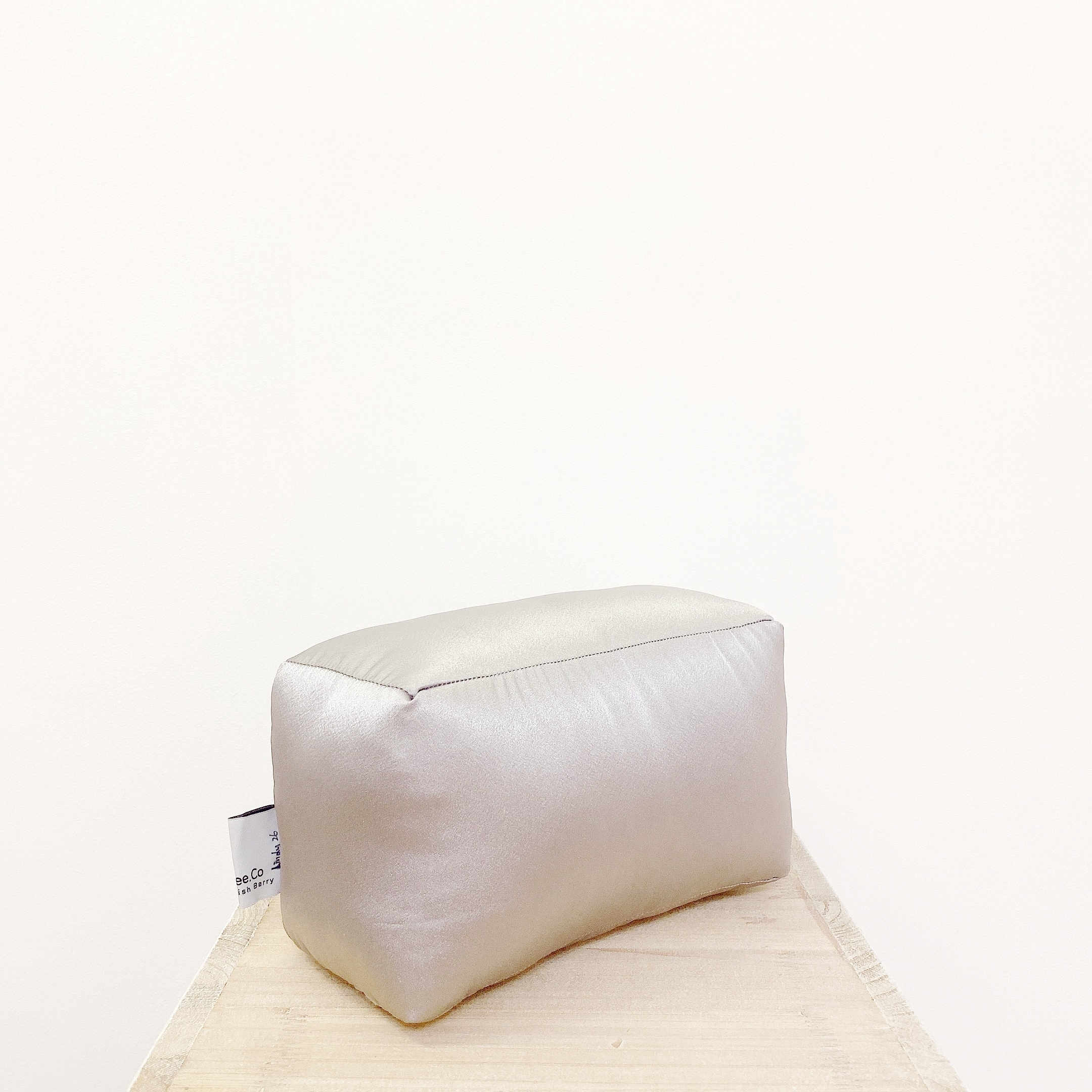 (現貨) [5056] Hermes Lindy Bag Pillow