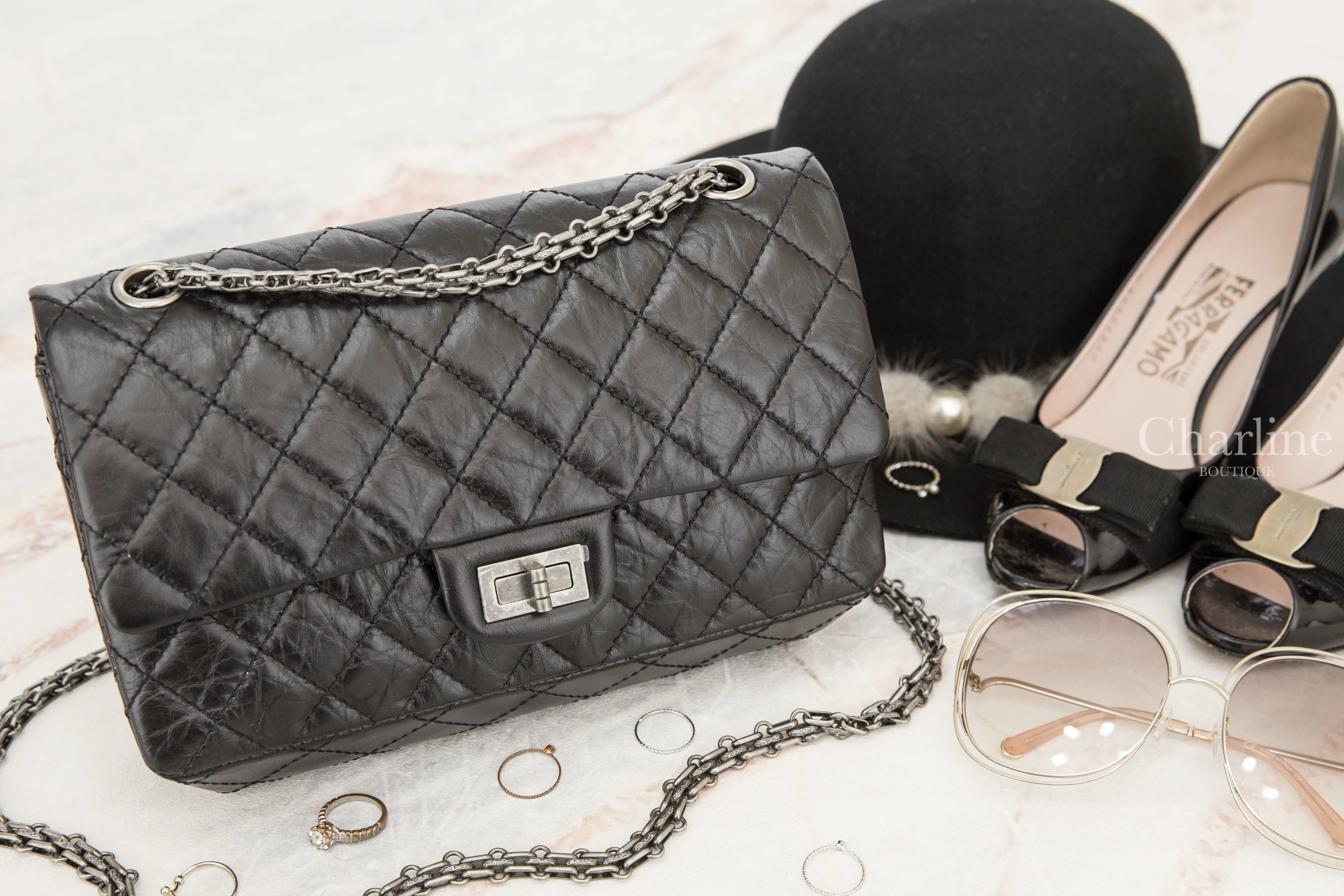 Chanel 2.55 Handbag 黑色銀釦仿舊銀鍊牛皮菱格紋肩背包-Charline Boutique 精品代購