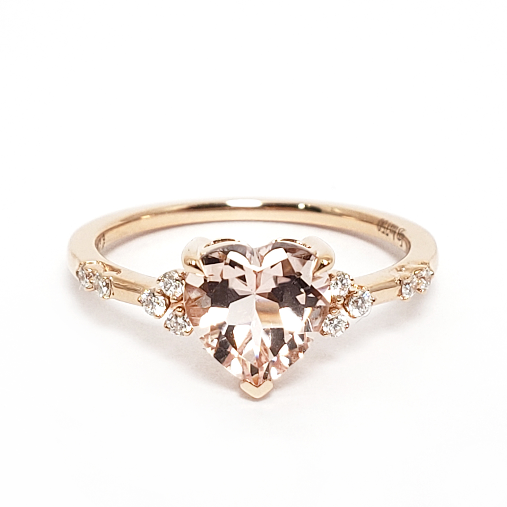 18k玫瑰金心型摩根石鑽石戒指