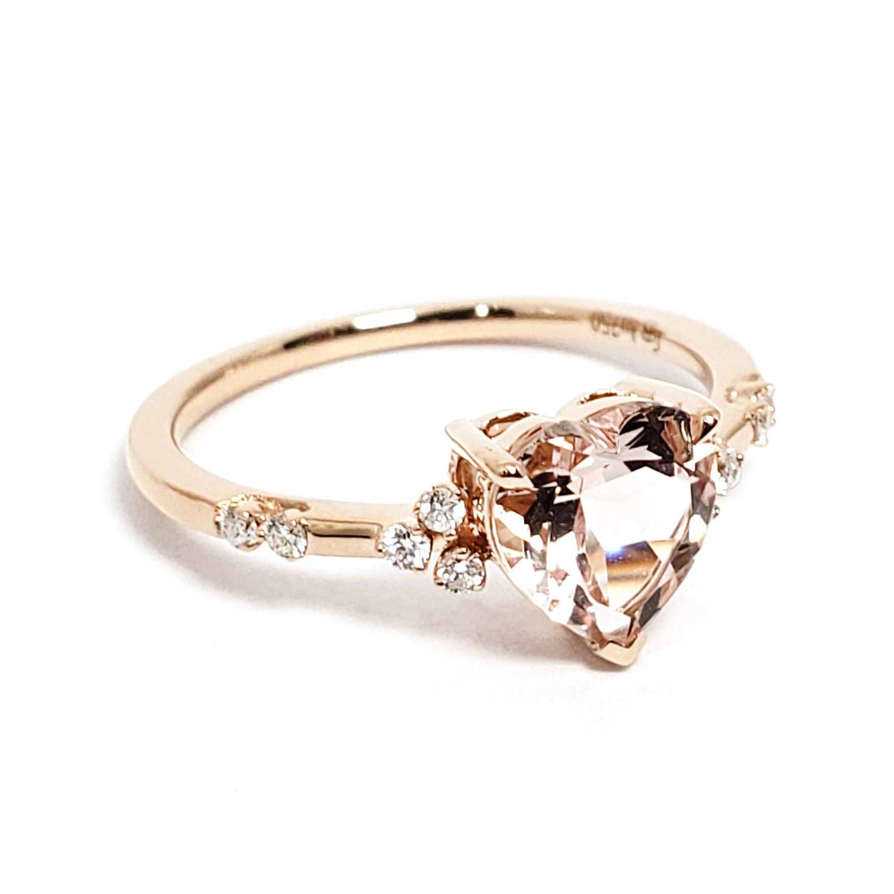 18k玫瑰金心型摩根石鑽石戒指