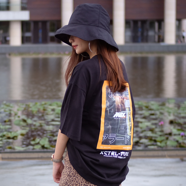 MAXXC 東京制造公共電話短T-黑