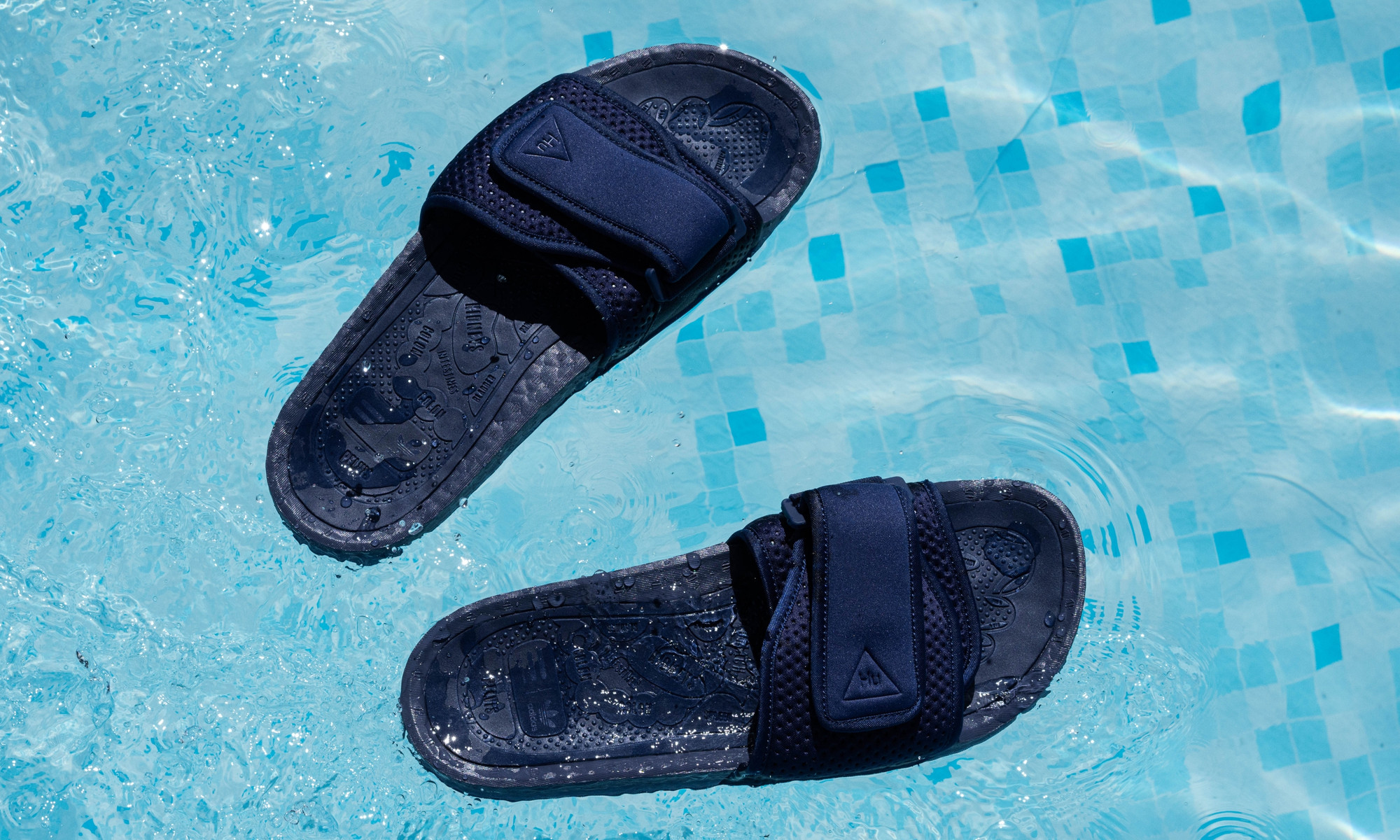 【 adidas PW BOOST SLIDE 頂級拖鞋 - 深海藍 】