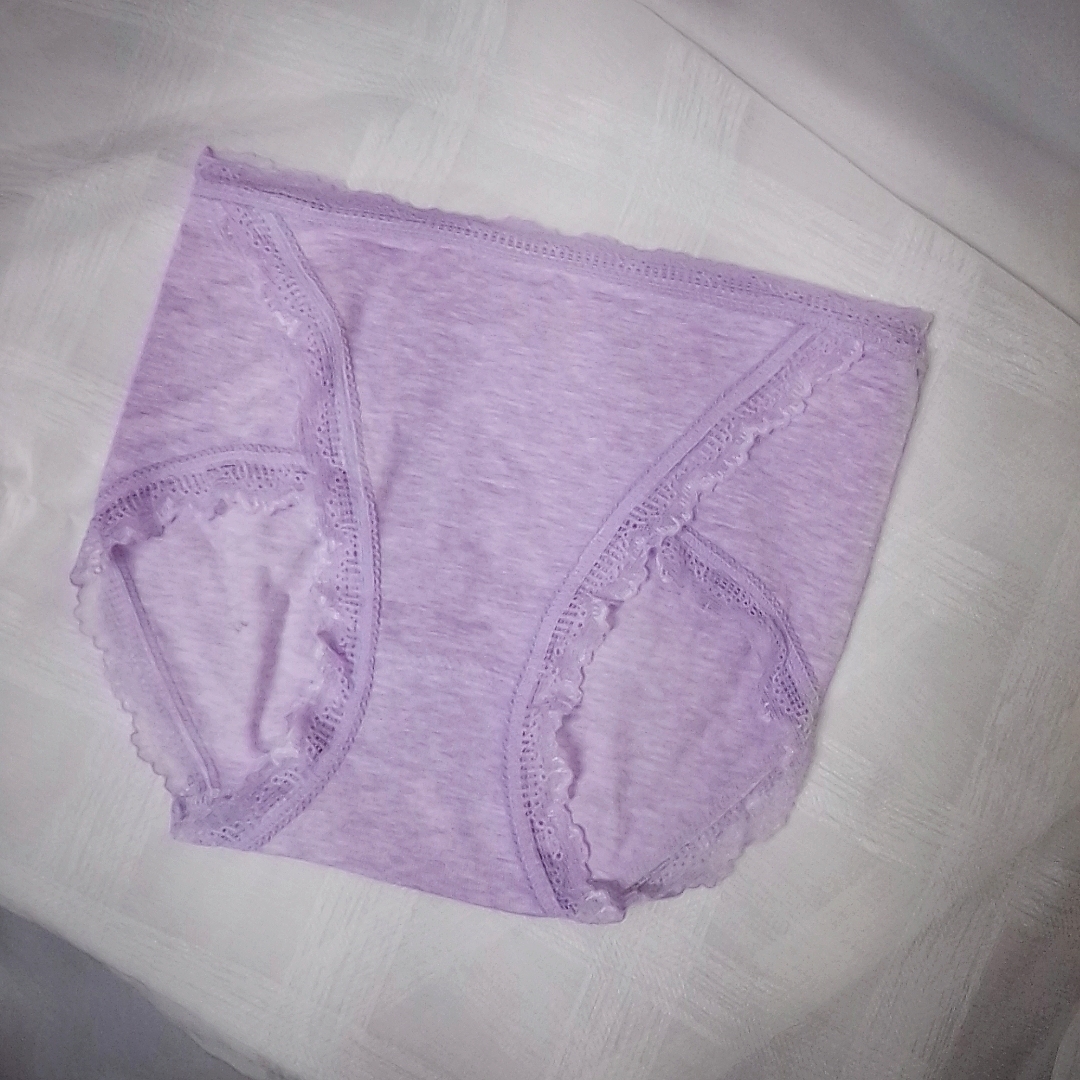 B-蕾絲花邊中腰棉內褲