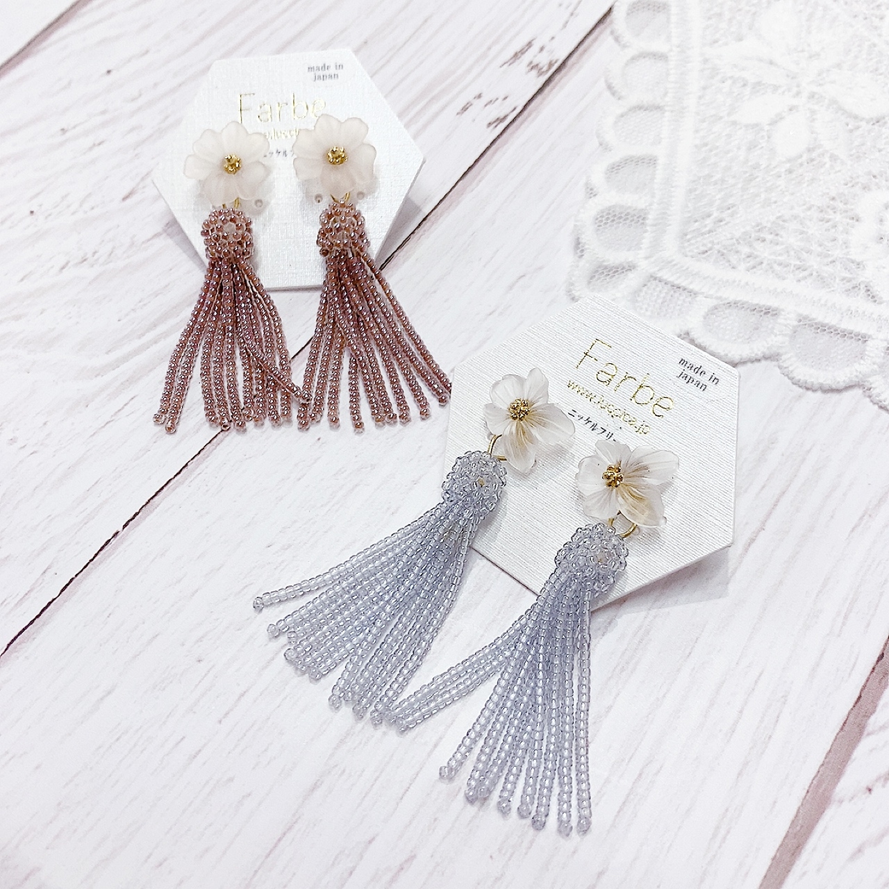 白花X垂下串珠耳環 (網站限定優惠)