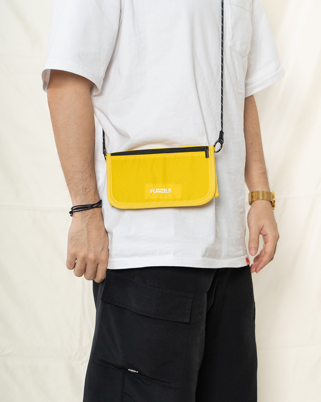 【絕版小品】GIVE AS GOOD AS ONE GETS Shoulder Bags (Yellow)