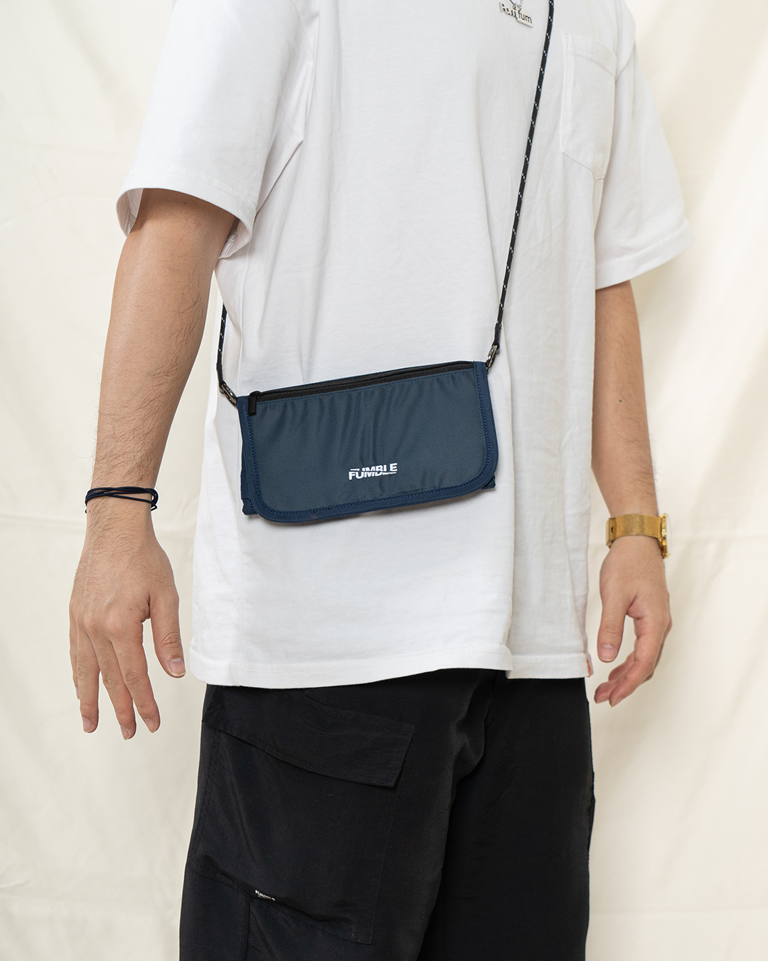 【絕版小品】GIVE AS GOOD AS ONE GETS Shoulder Bags (Navy Blue)