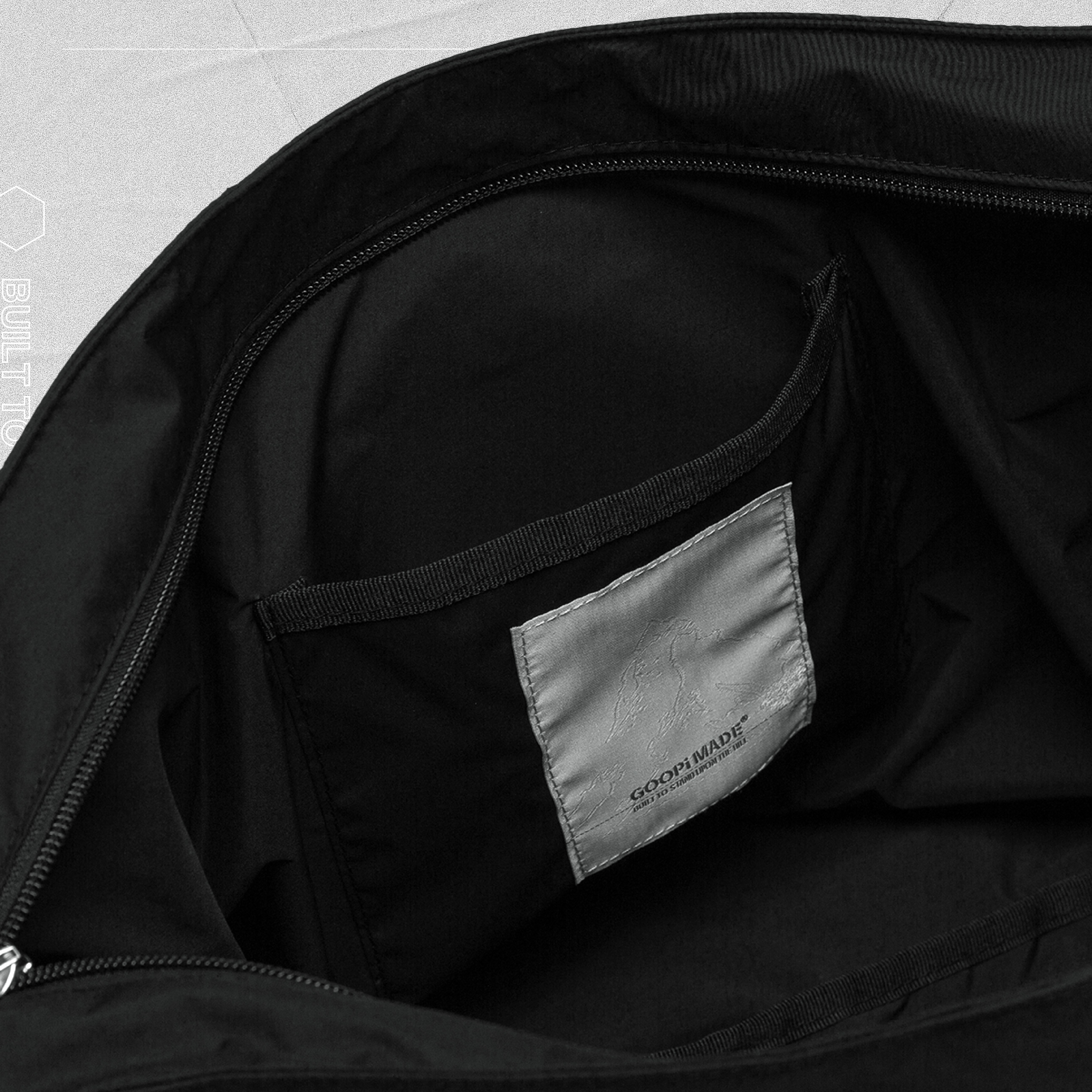 VT-02 Huge DP Shoulder Bag - Black