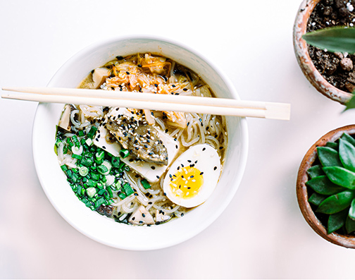 除此之外，芝麻及海帶亦屬高鈣食物，適量食用會能補鈣之餘，亦能降血壓、預防動脈硬化。