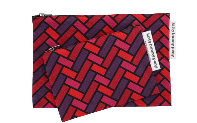 kbp Scandic Vacation Pouch（階磚圖案）小布包一套（中、小型各一個）