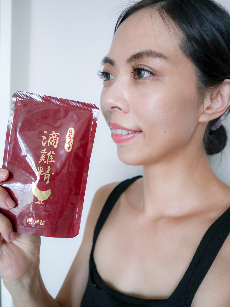 為了孩子，我們都想當一個打不倒的鋼鐵媽媽，  但媽媽不是神，也是會疲累生病的，  照顧孩子，首先要記得照顧好自己，  每天來一杯滴雞精，真的會有感氣色好、元氣飽的狀態，日月養生滴雞精真的甘甜好喝！