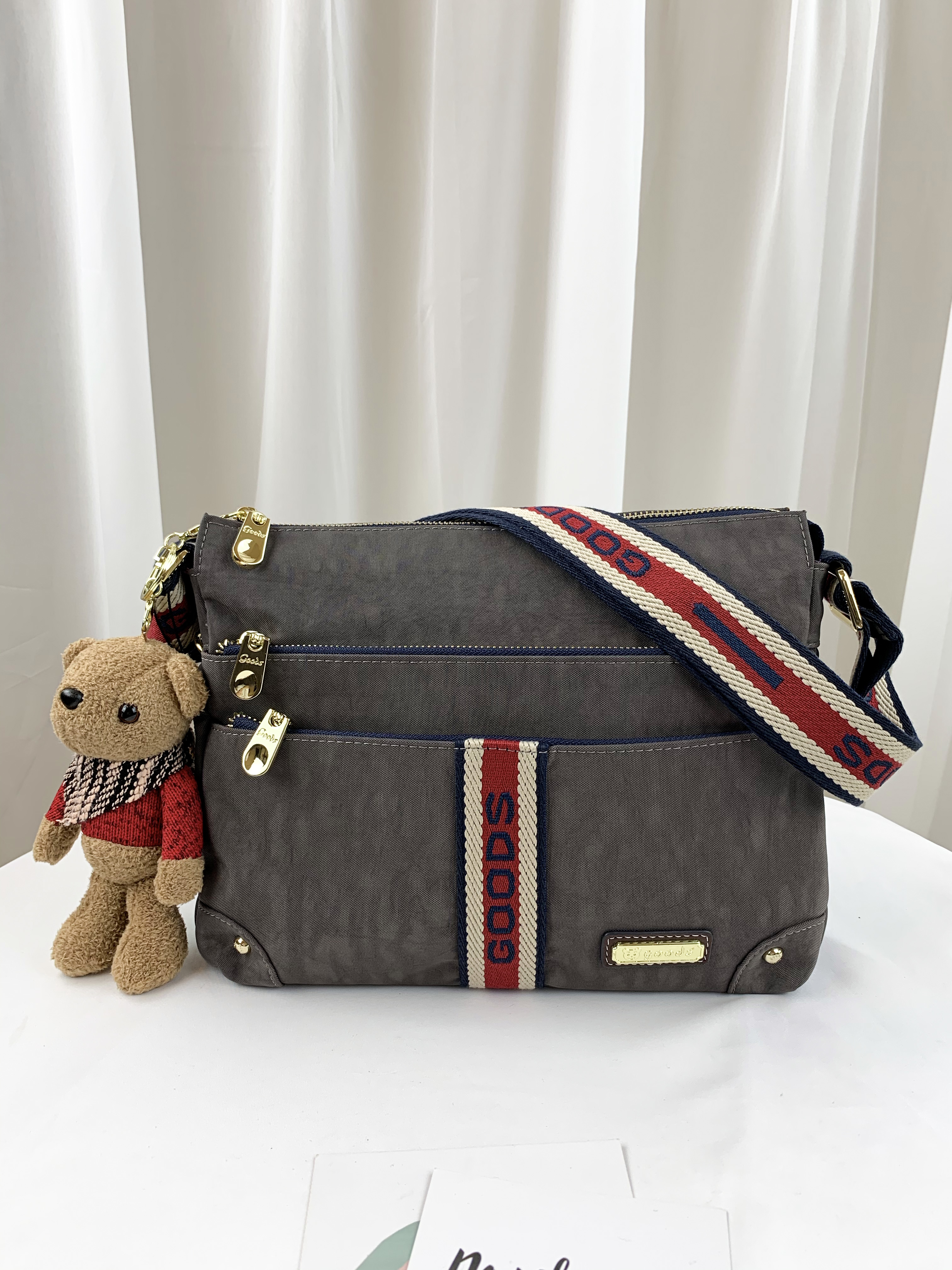 GOODS 織帶咖 水洗紋  三層拉鍊防潑水側背包  #2045