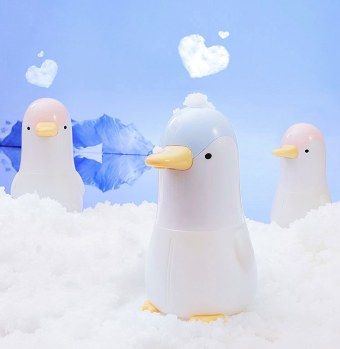 Bubble Penguin Robot