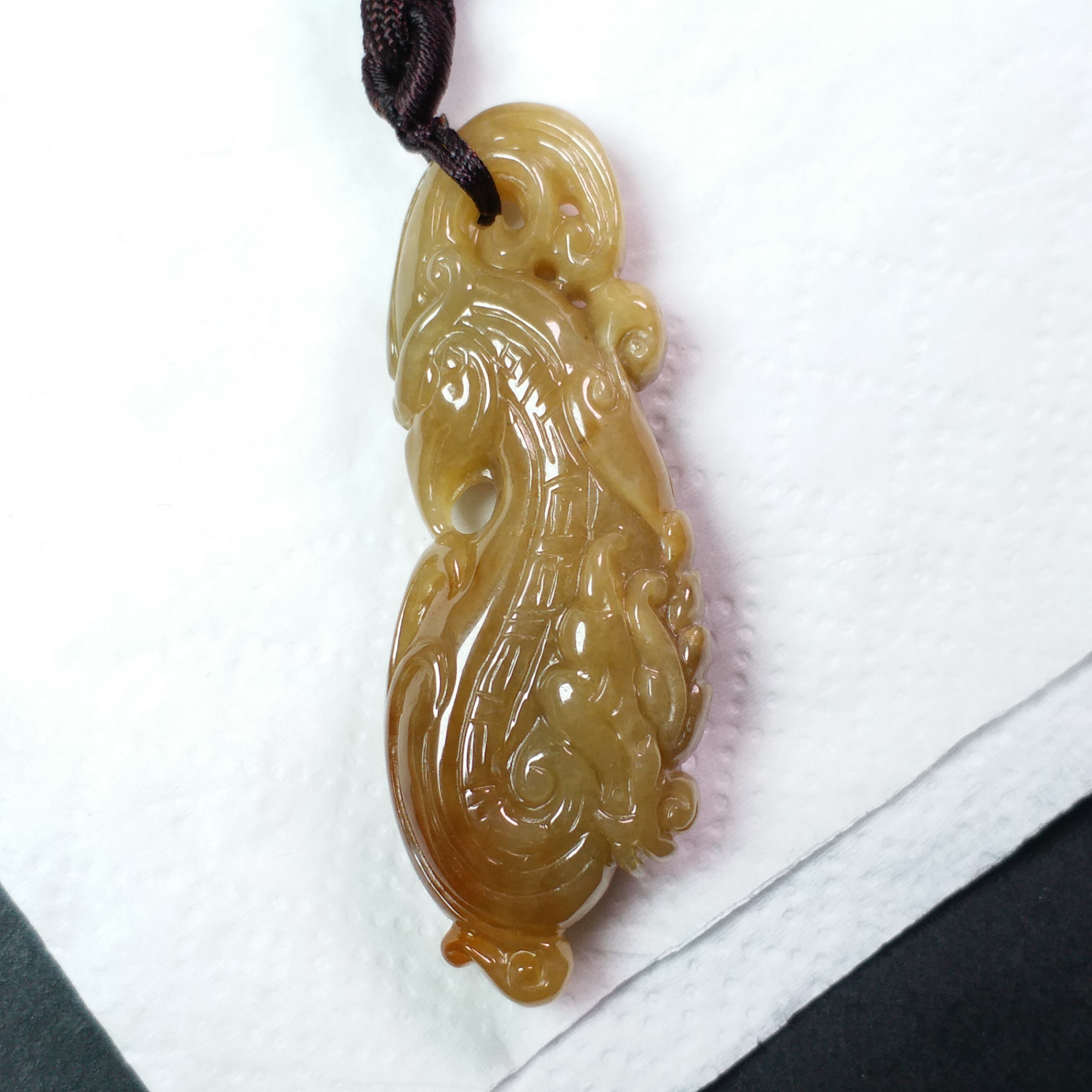 J1818 老種黃翡龍頭鳳尾仿古雕吊墜