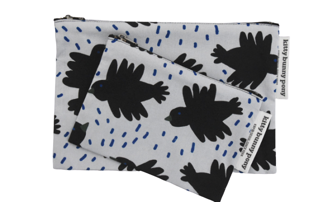 kbp Crow Pouch（快樂鳥圖案）小布包一套（中、小型各一個）