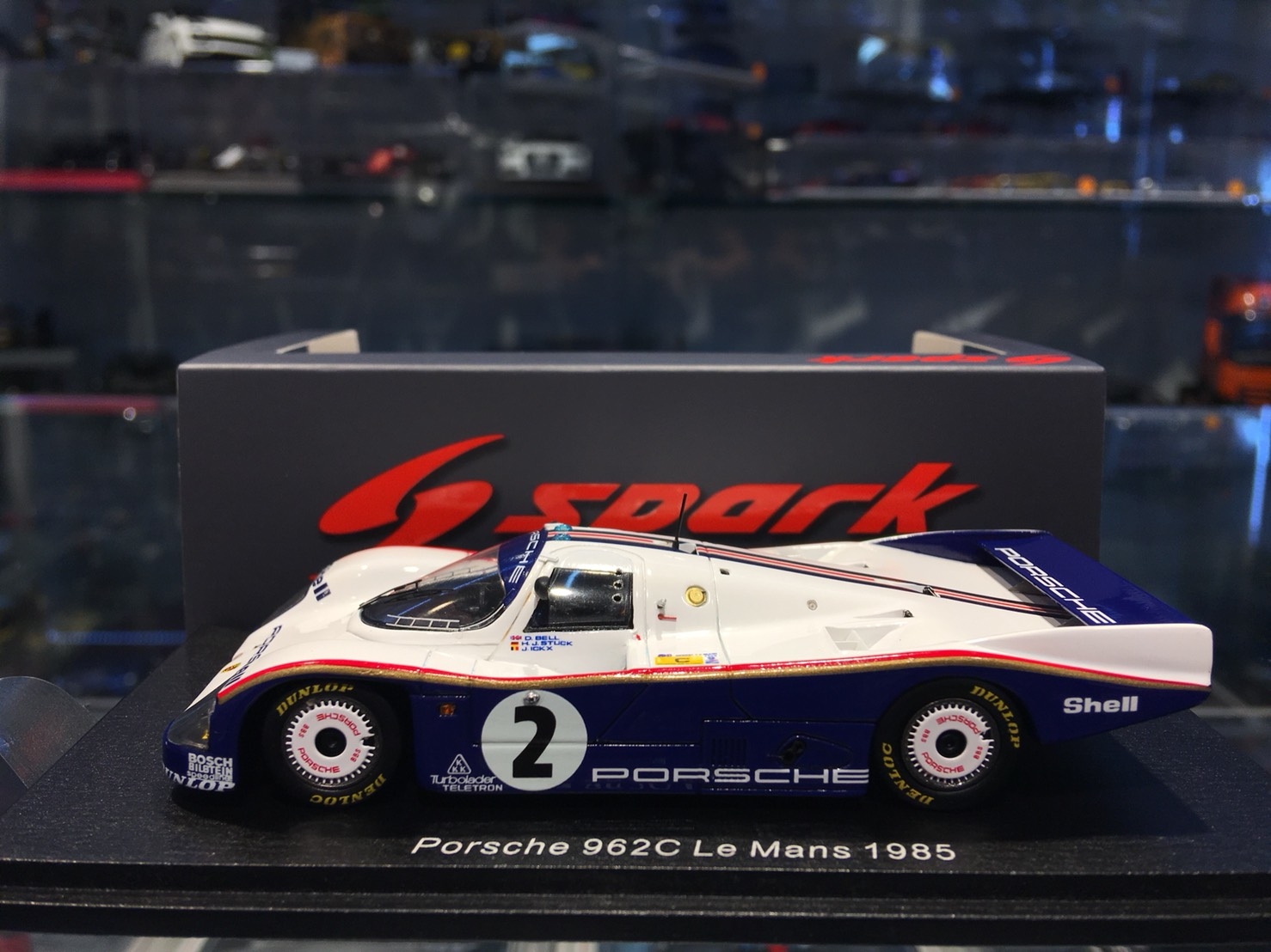 Spark S4087 Porsche 962 C #2 3rd 24H Le Mans 1985 1/43