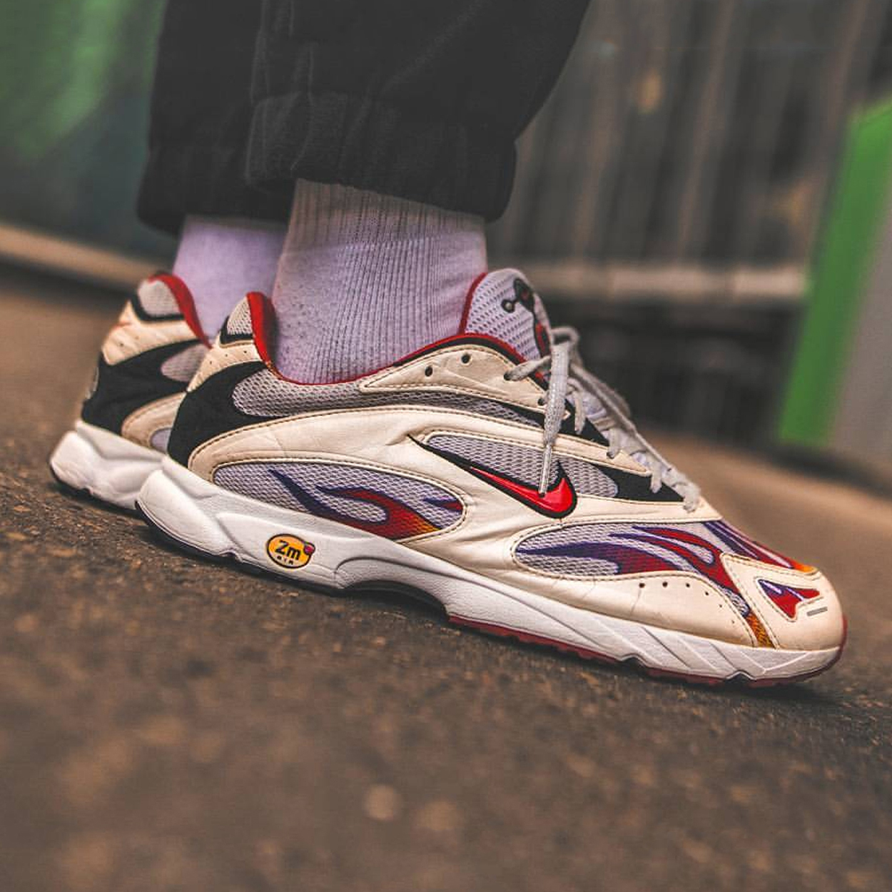 nike supreme spectrum