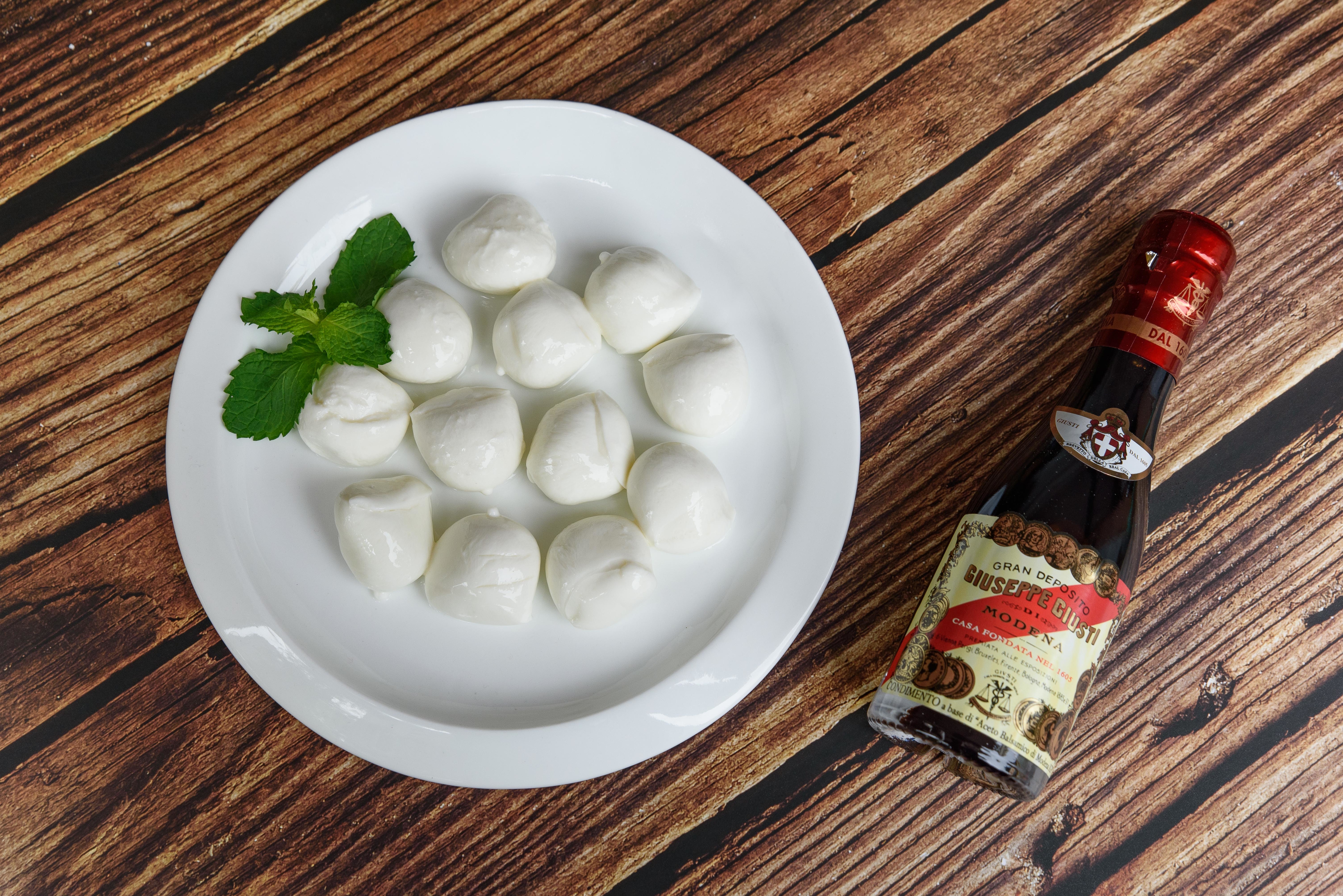 5 Gold Medals Giusti Modena Balsamic Vinegar Aged 20 Years