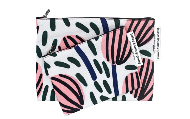 kbp Tulipa Pouch（鬱金香圖案）小布包一套（中、小型各一個）