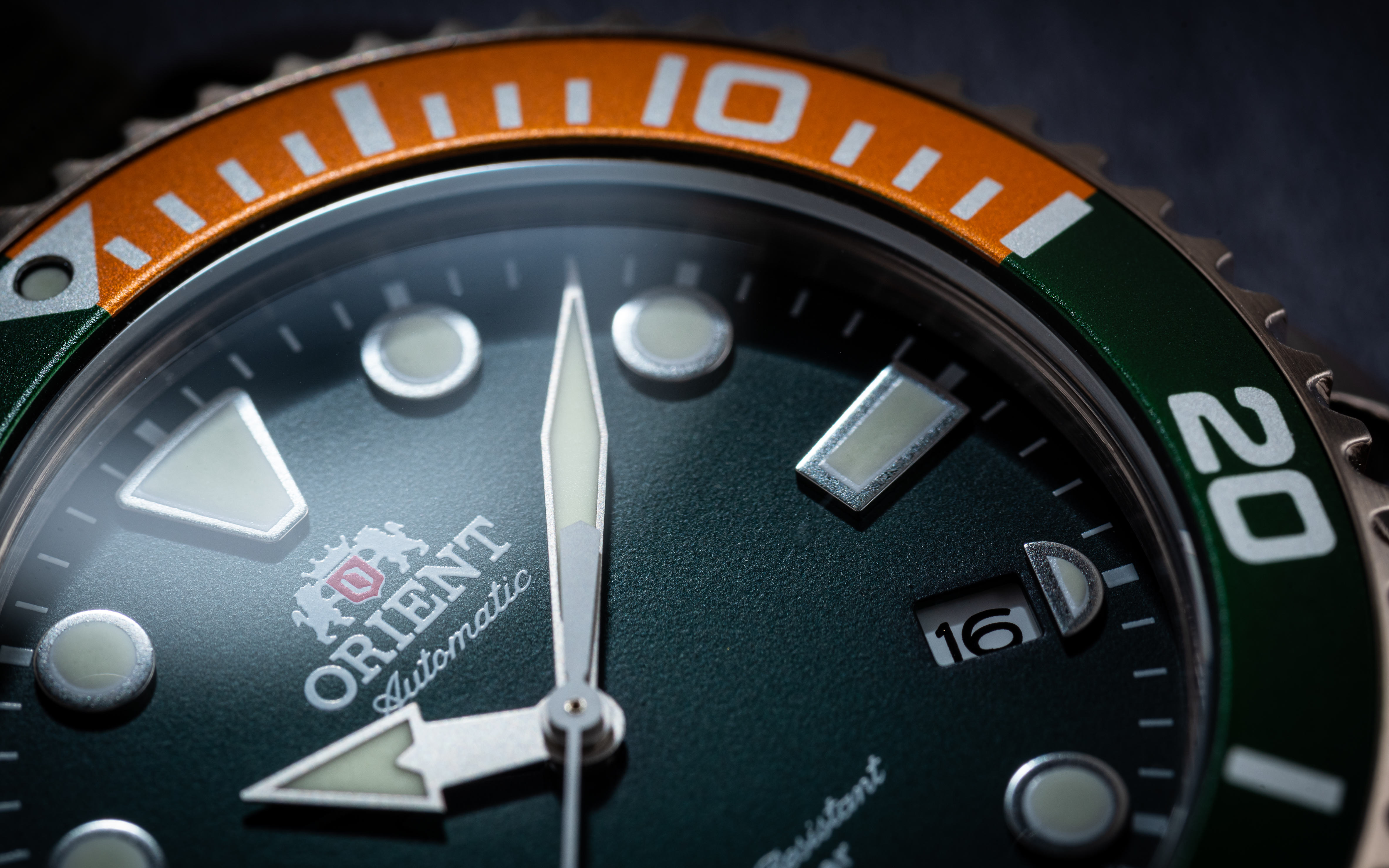Diver - 200M Bronze PVD Case Green Dial