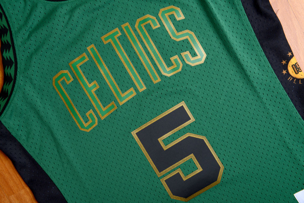 Mitchell & Ness Boston Celtics Kevin Garnett Hall Of Fame Swingman Jersey