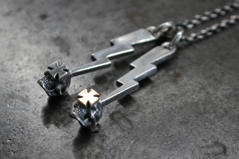 CC-16 閃電+十字骷髏頭吊墜