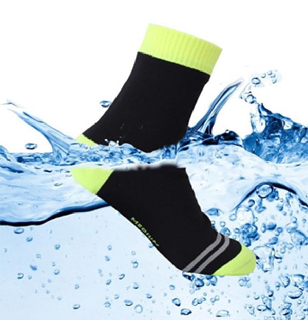 防水透氣戶外運動襪 